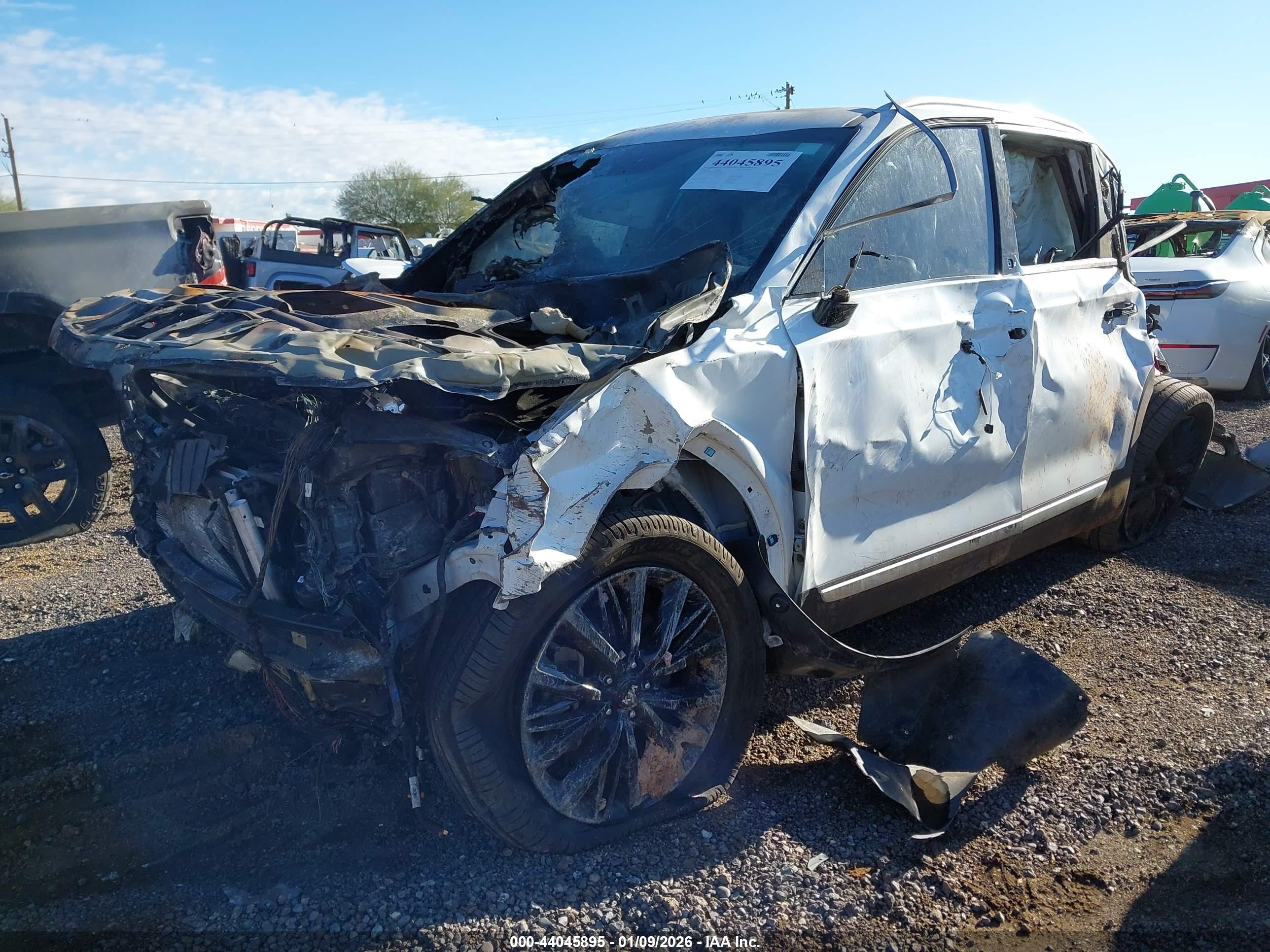 KIA TELLURIDE image 2