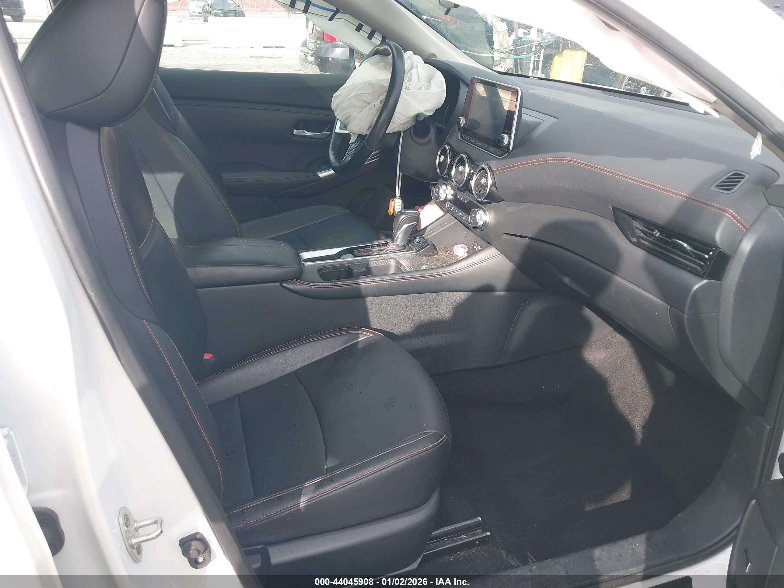 NISSAN SENTRA image 5