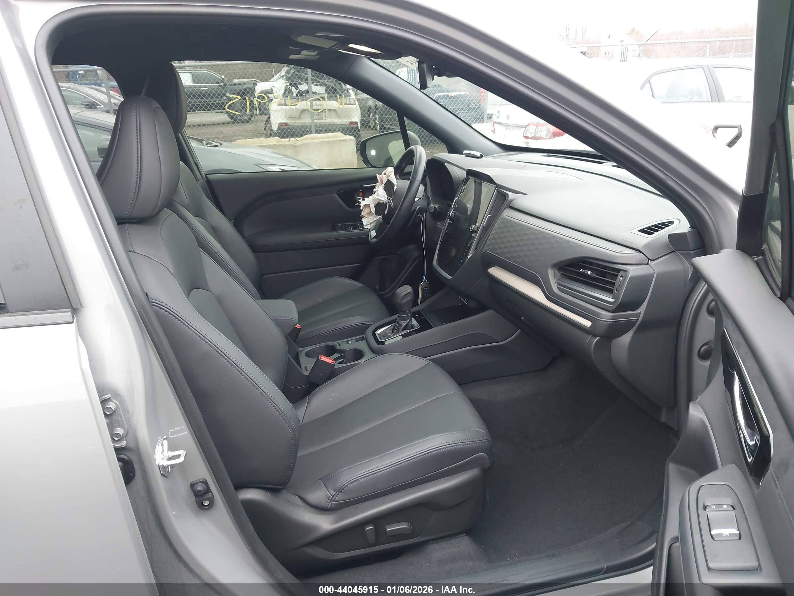 SUBARU FORESTER image 5