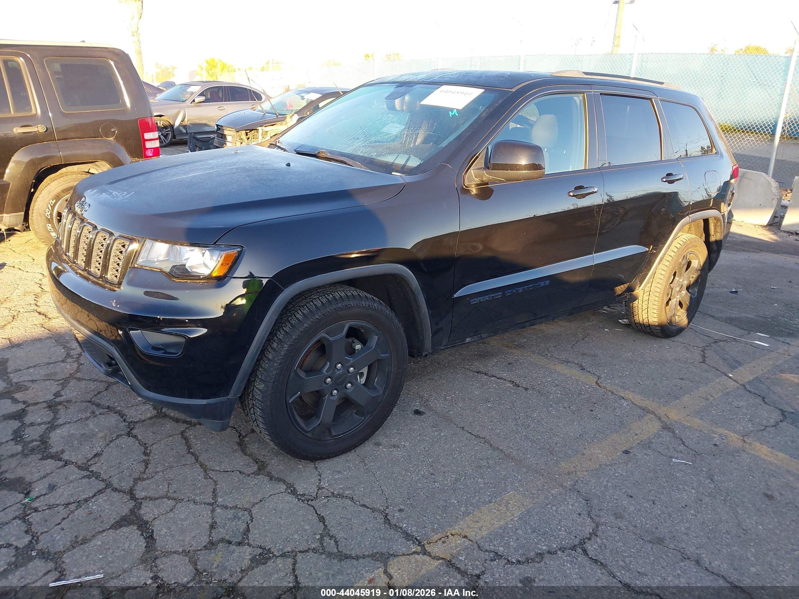 JEEP GRAND image 2