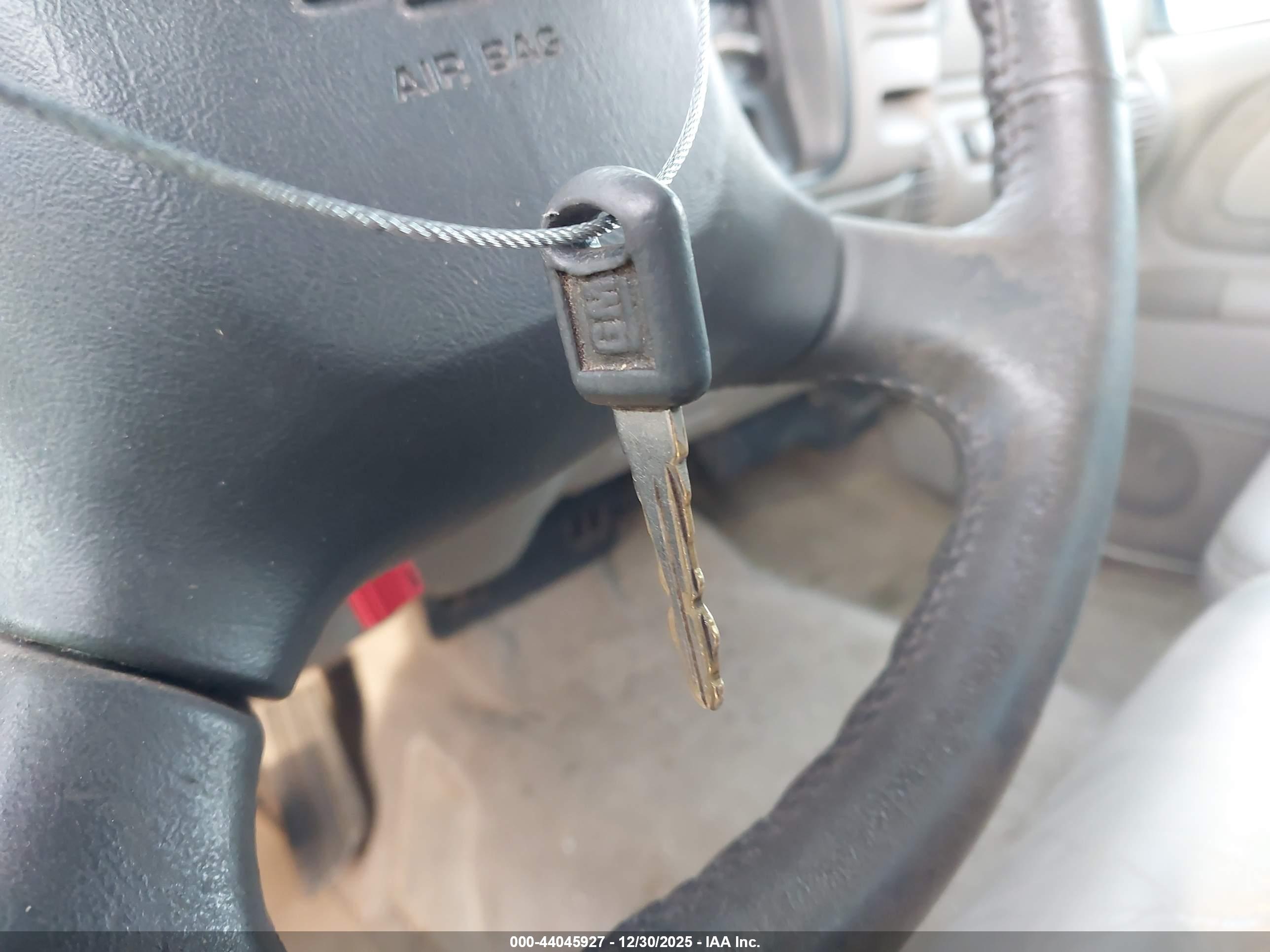 CHEVROLET K1500 image 11