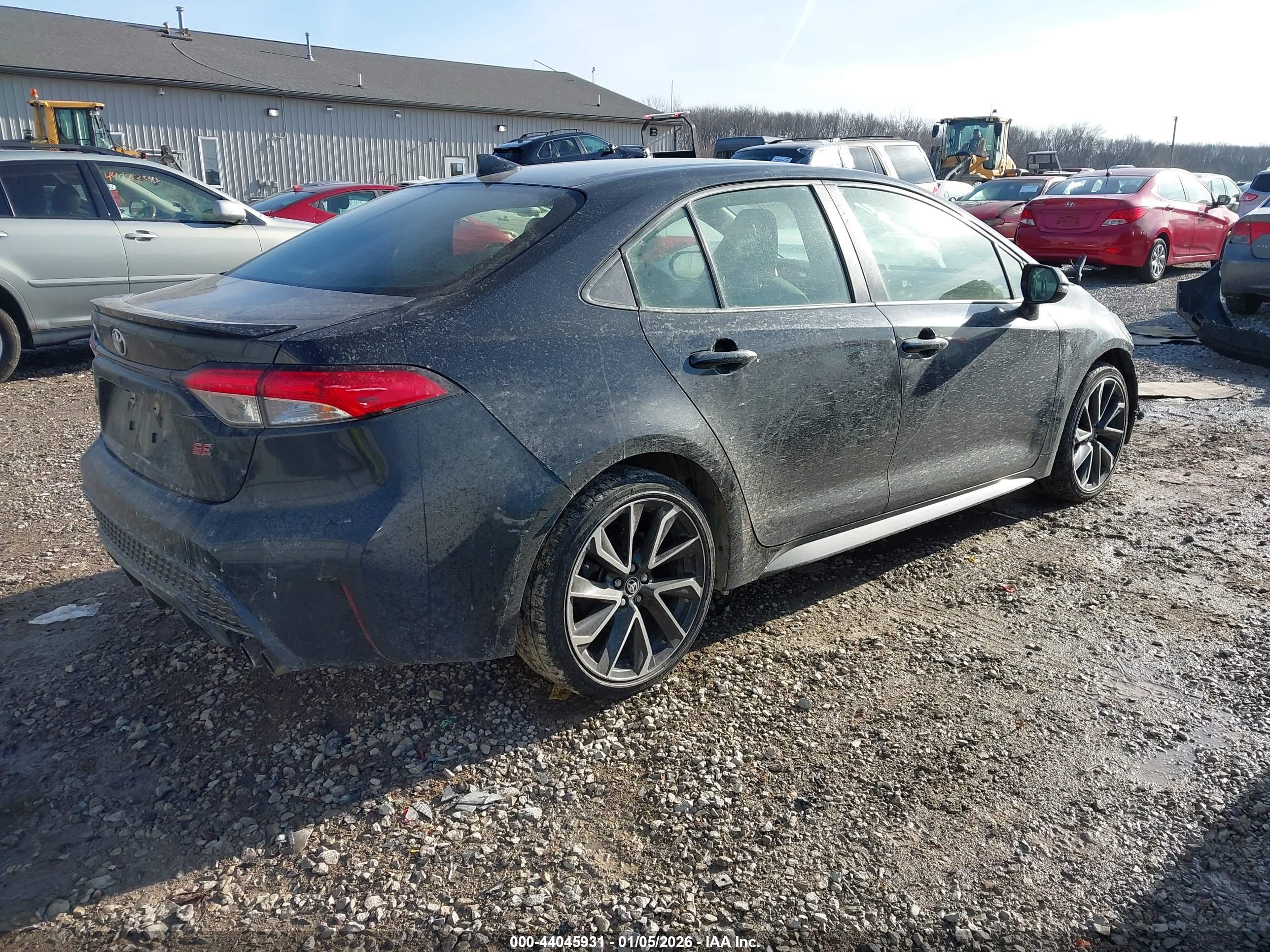 TOYOTA COROLLA image 4