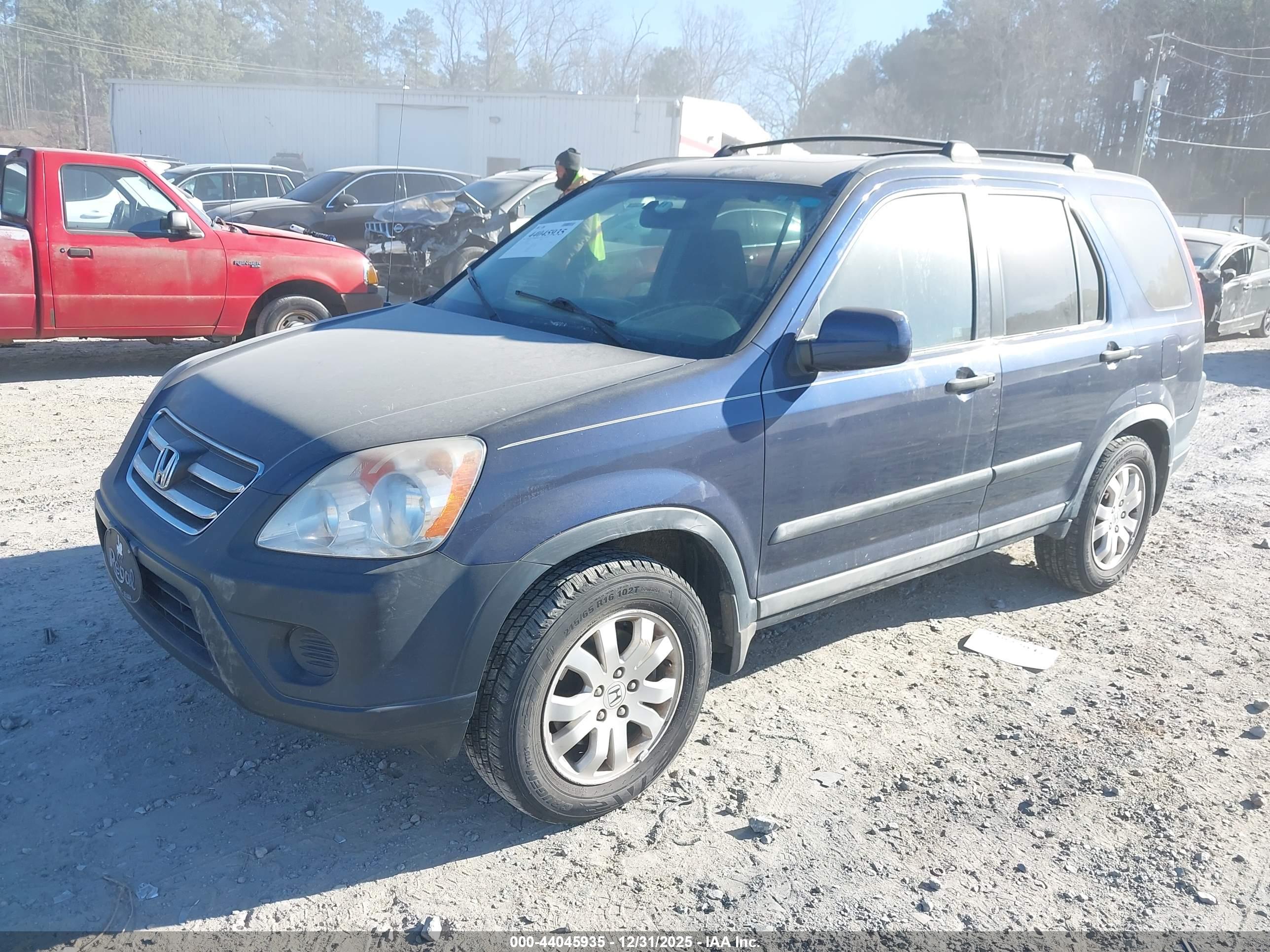 HONDA CR-V image 2
