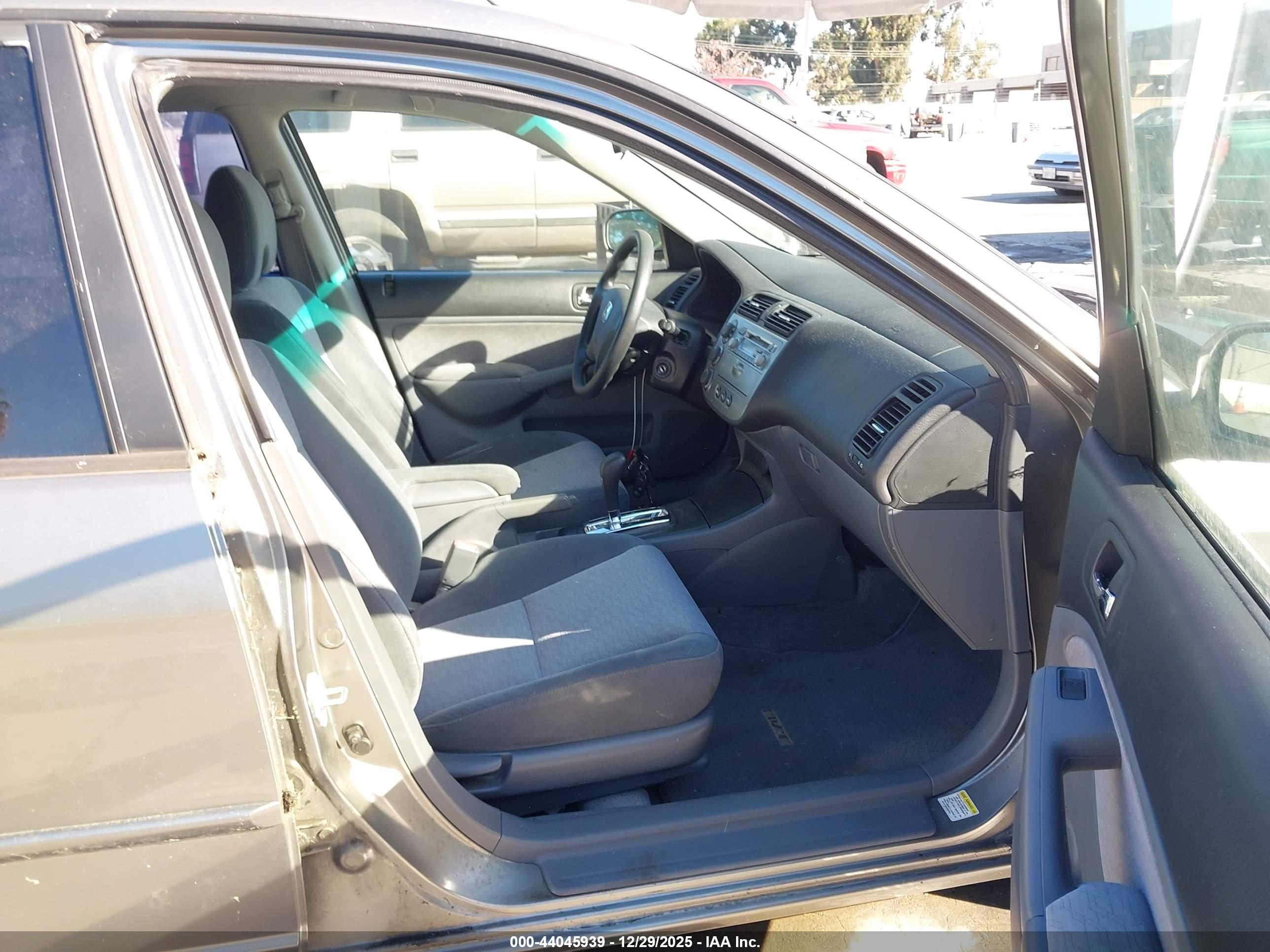 HONDA CIVIC image 5