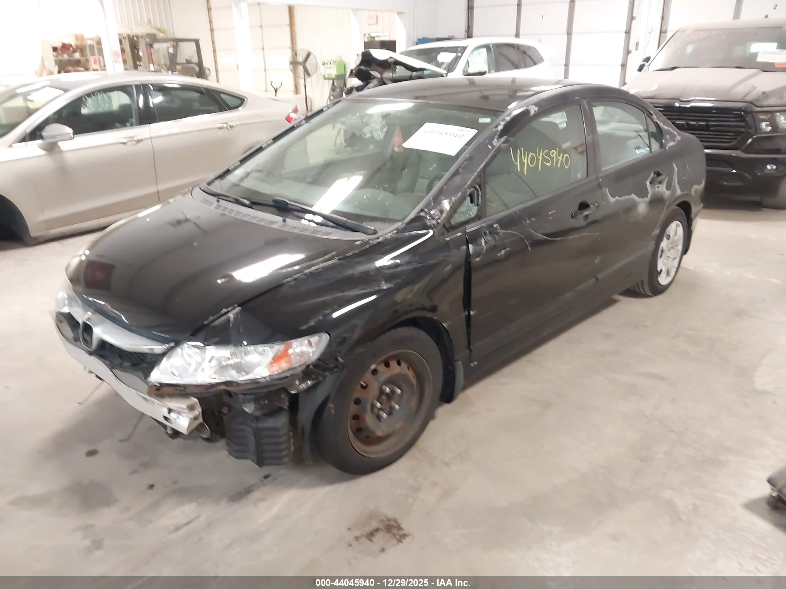 HONDA CIVIC image 2