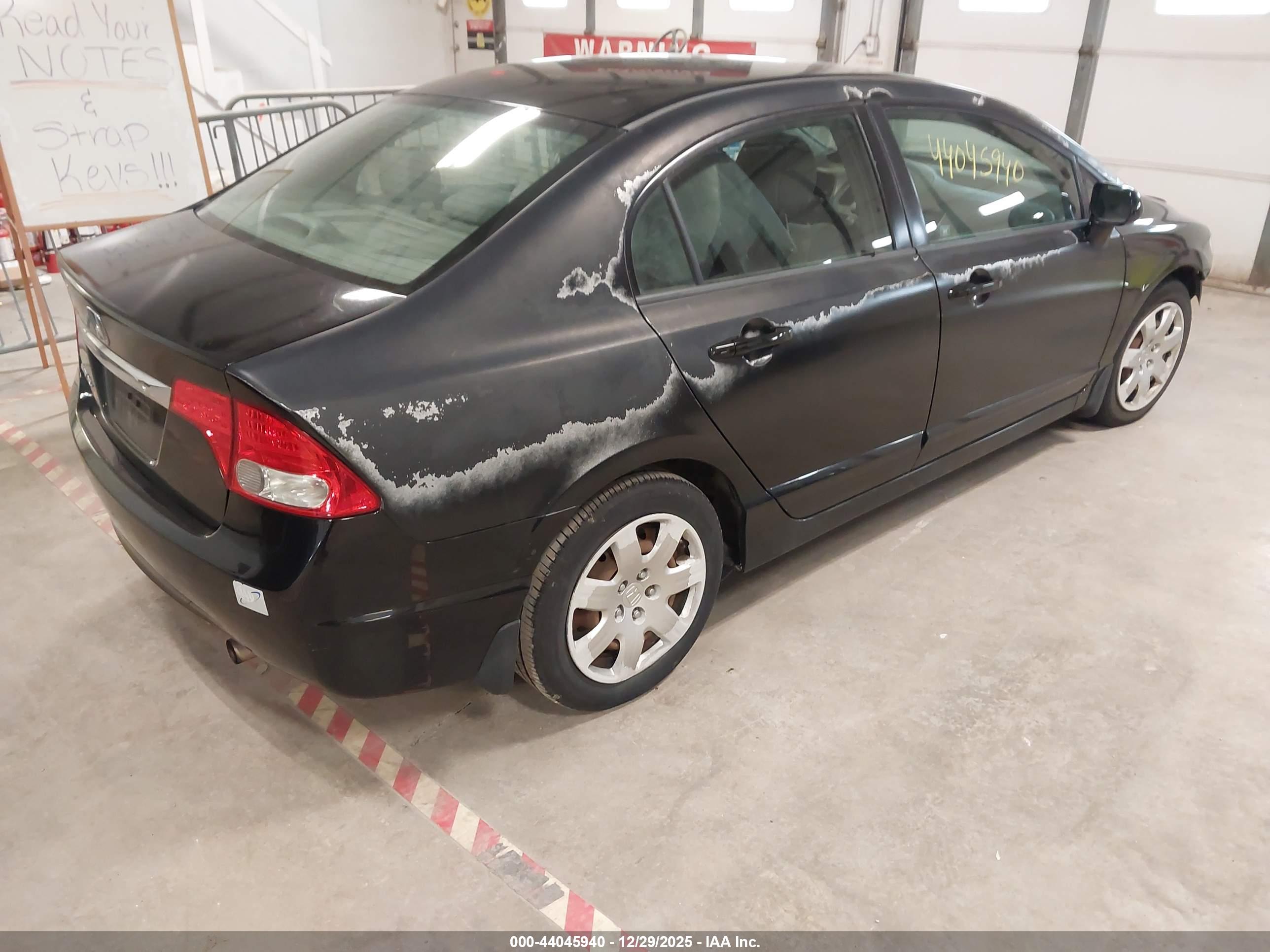 HONDA CIVIC image 4