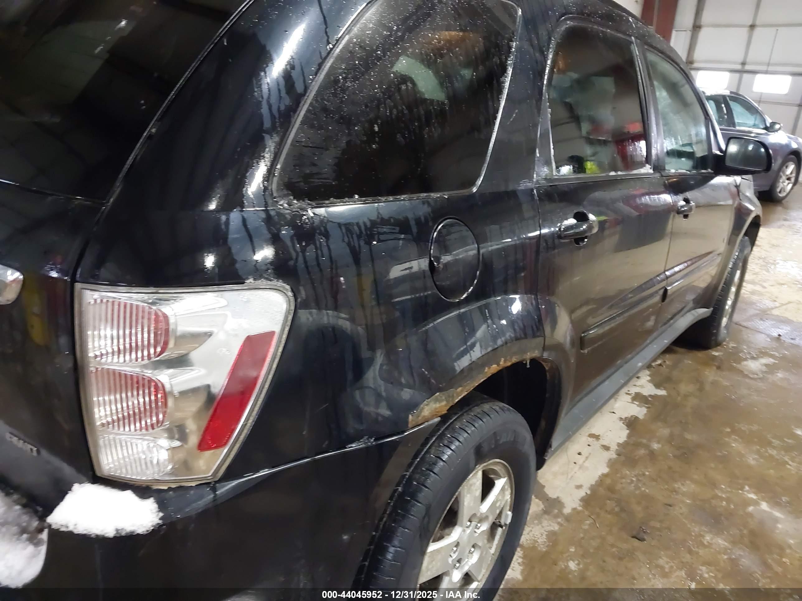 CHEVROLET EQUINOX image 4