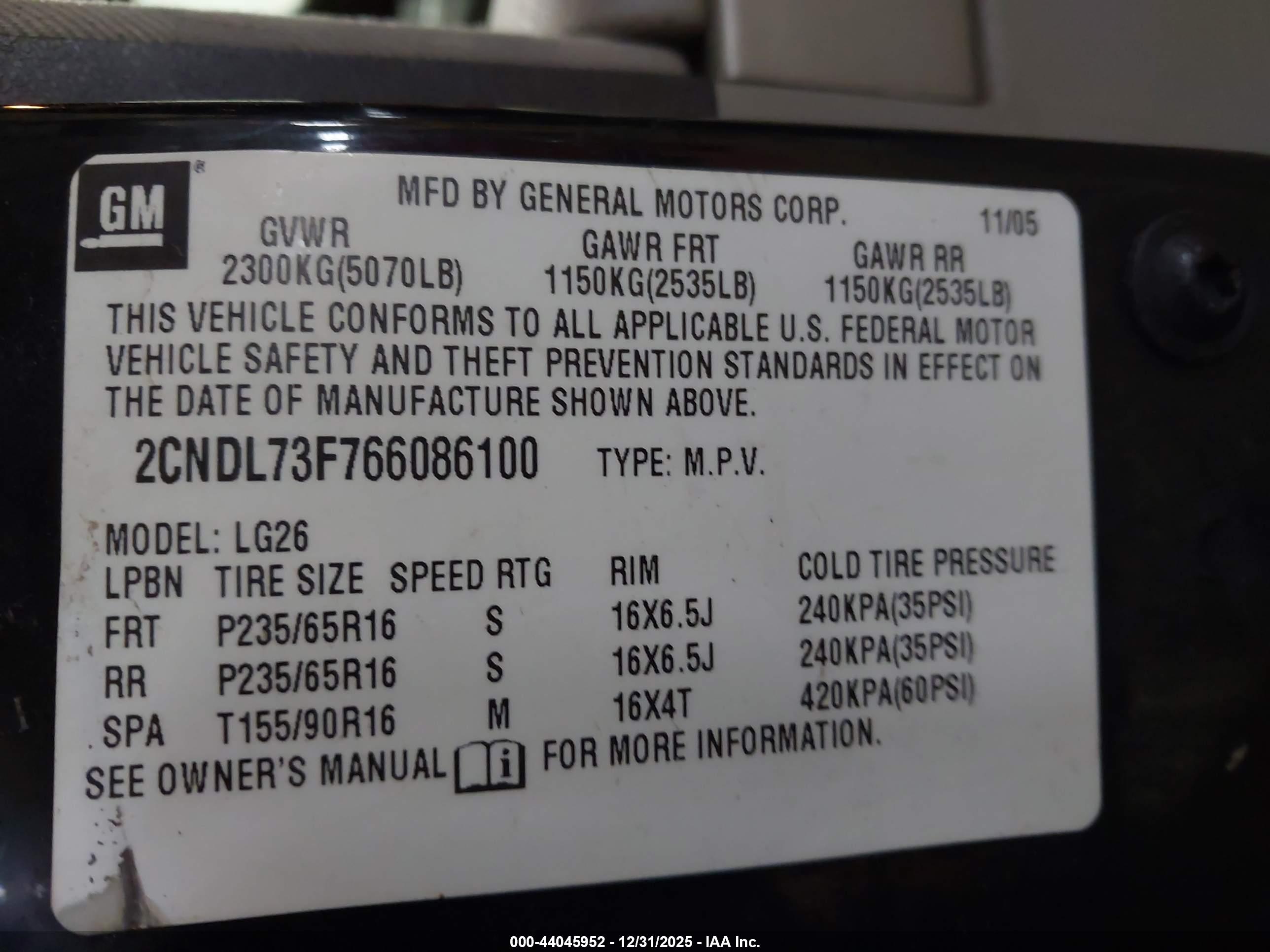 CHEVROLET EQUINOX image 9