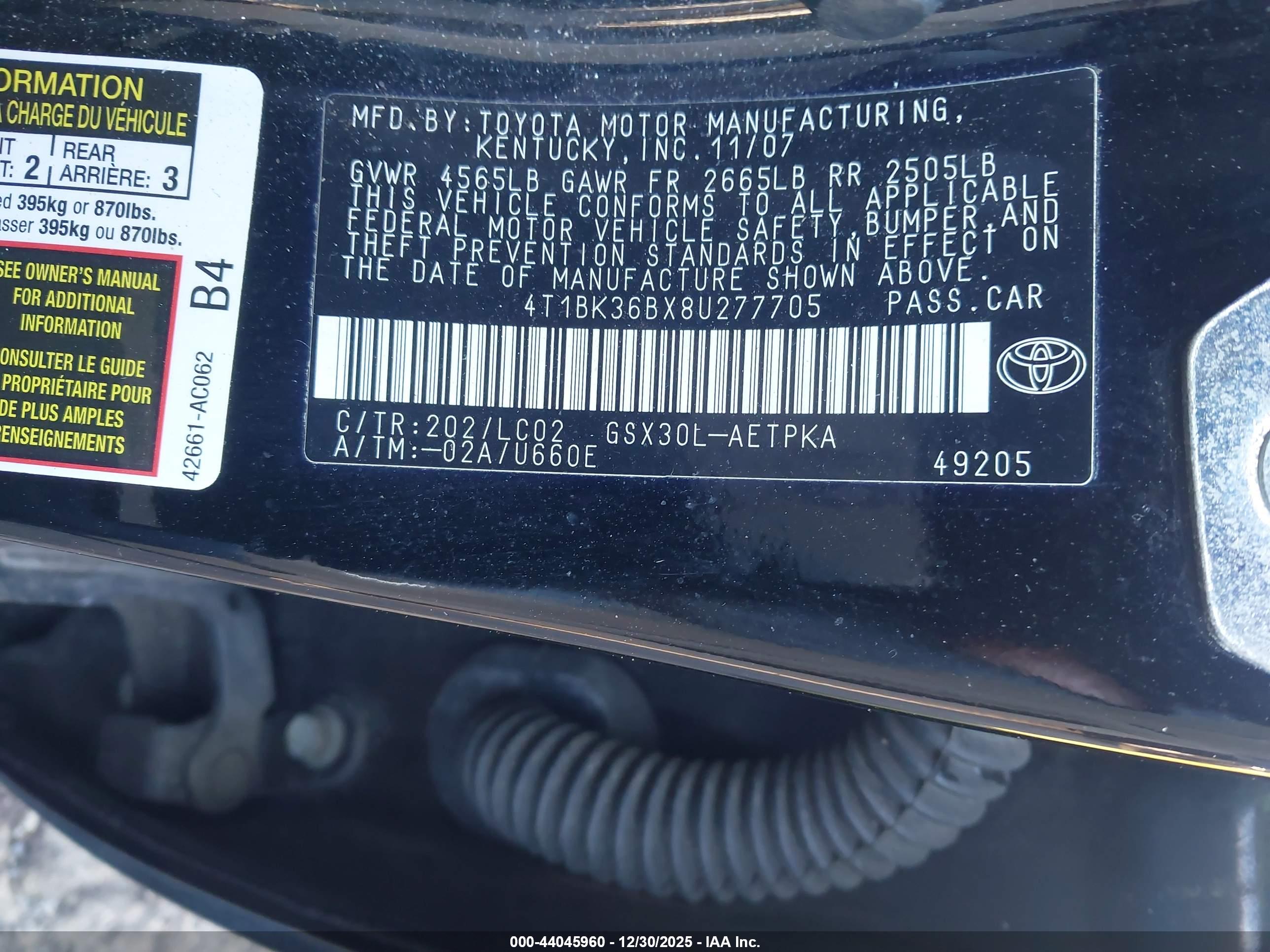 TOYOTA AVALON image 9