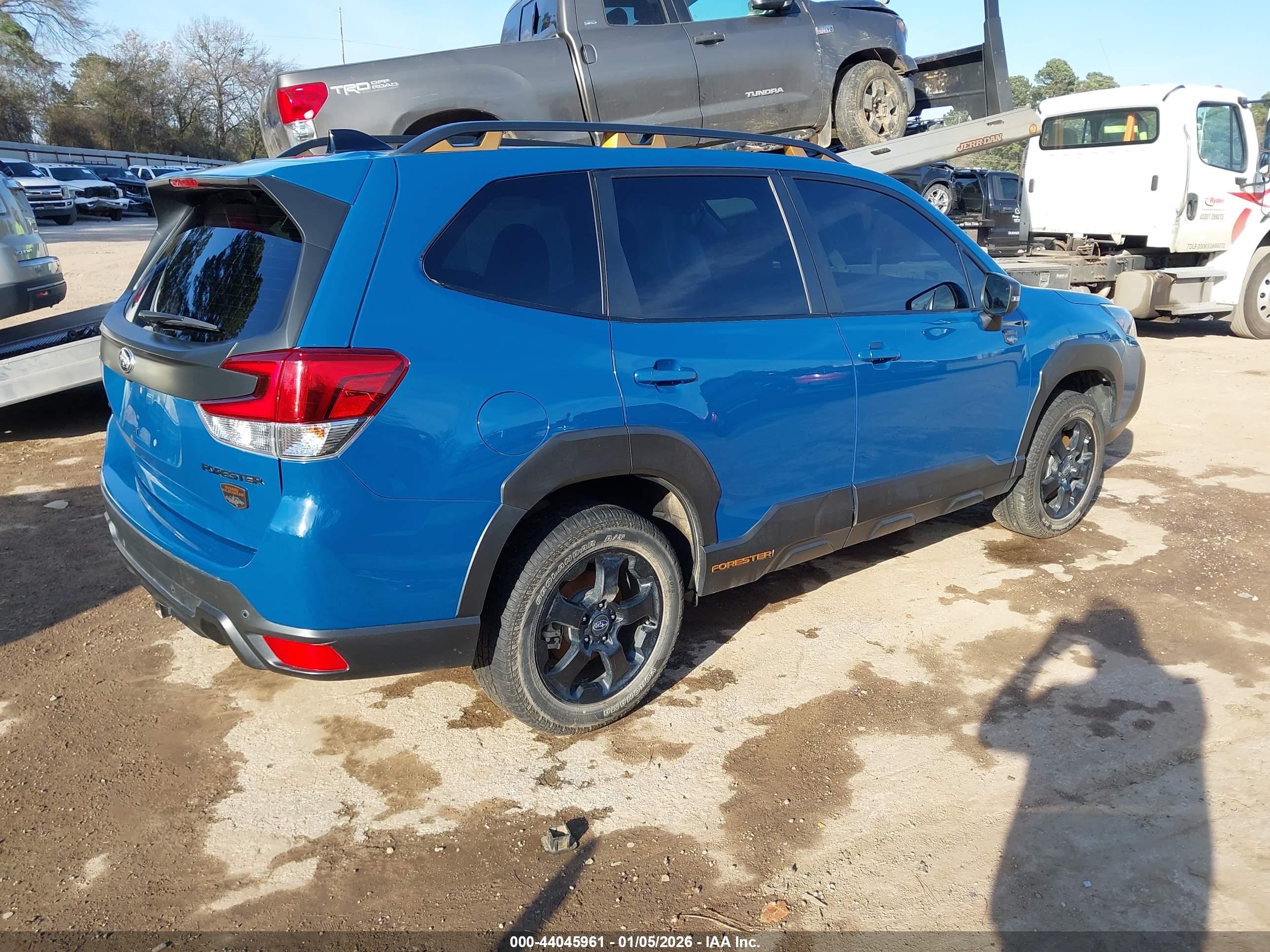 SUBARU FORESTER image 4
