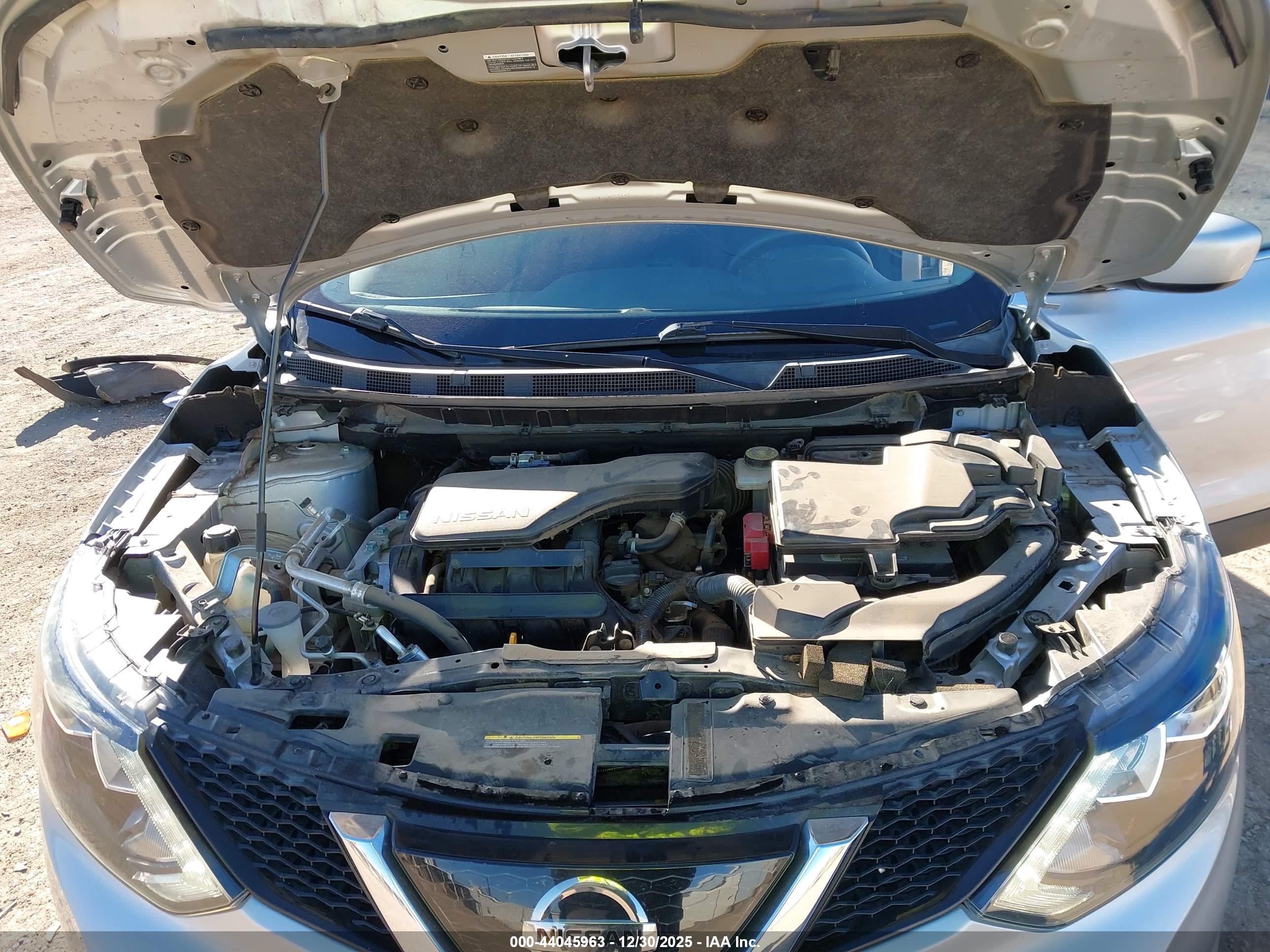 NISSAN ROGUE image 10
