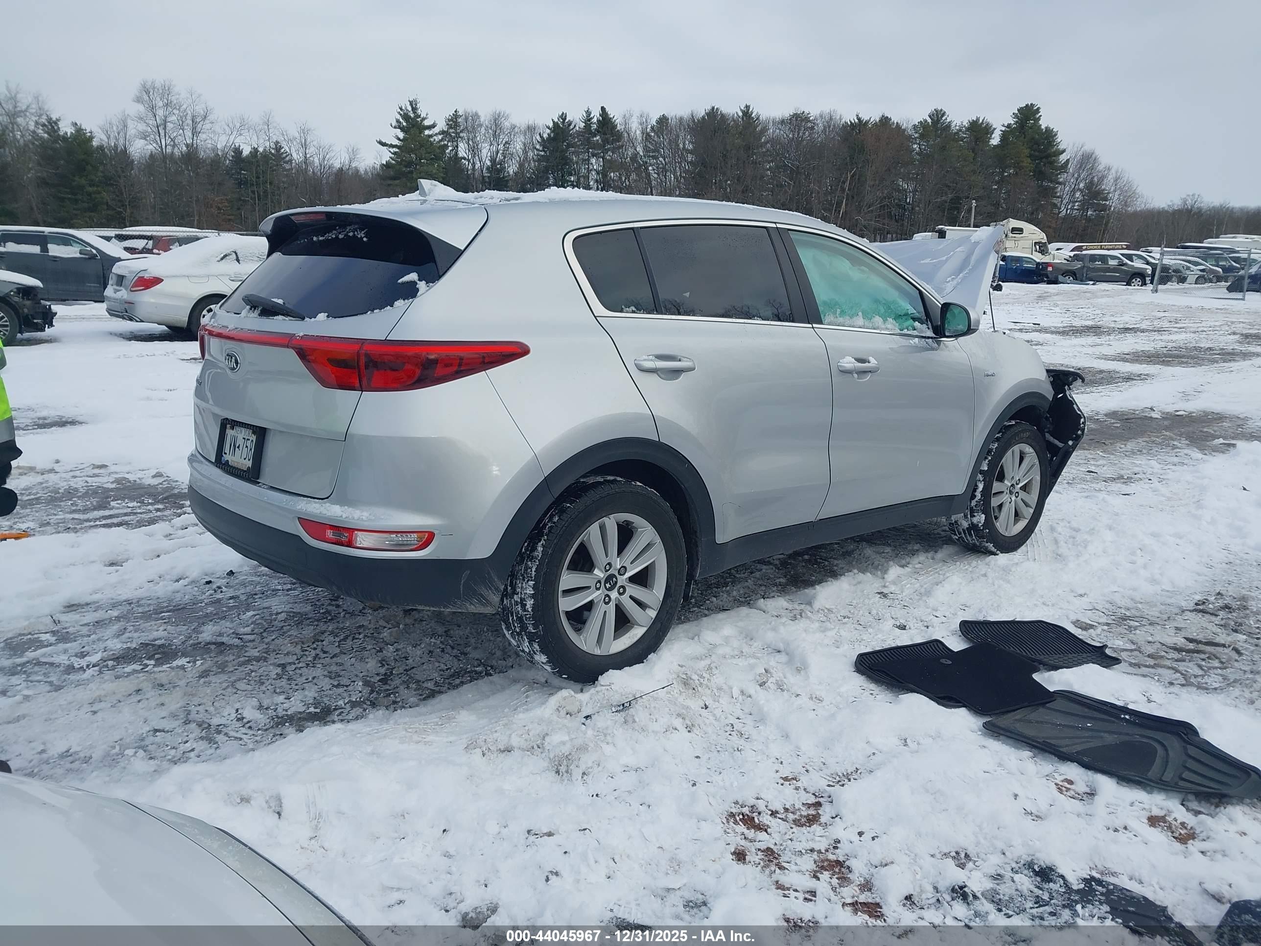 KIA SPORTAGE image 4