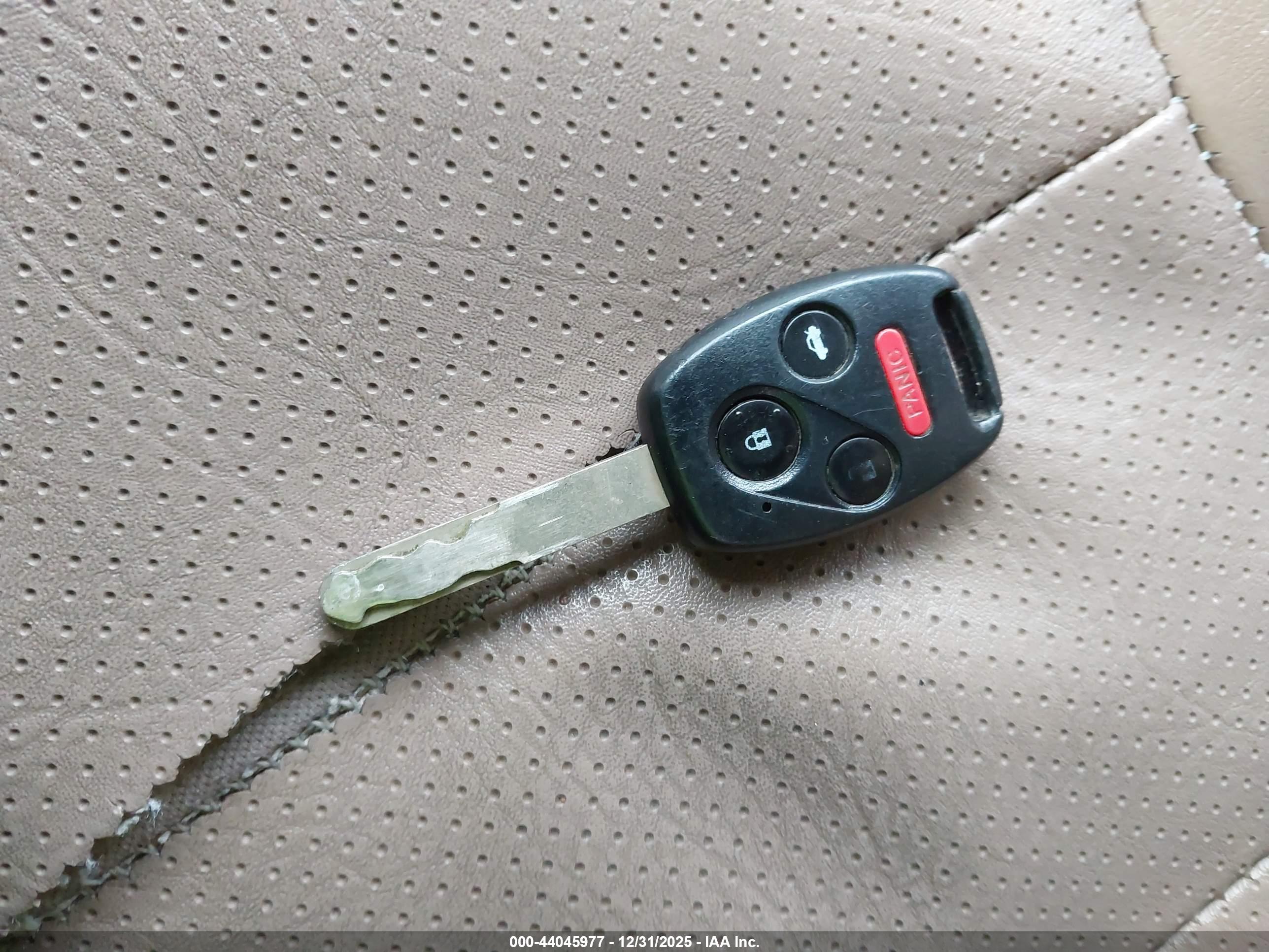 HONDA CR-V image 11