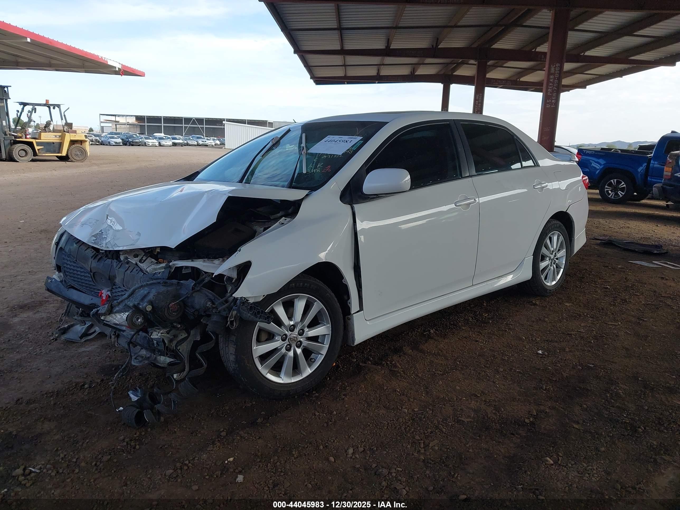TOYOTA COROLLA image 2