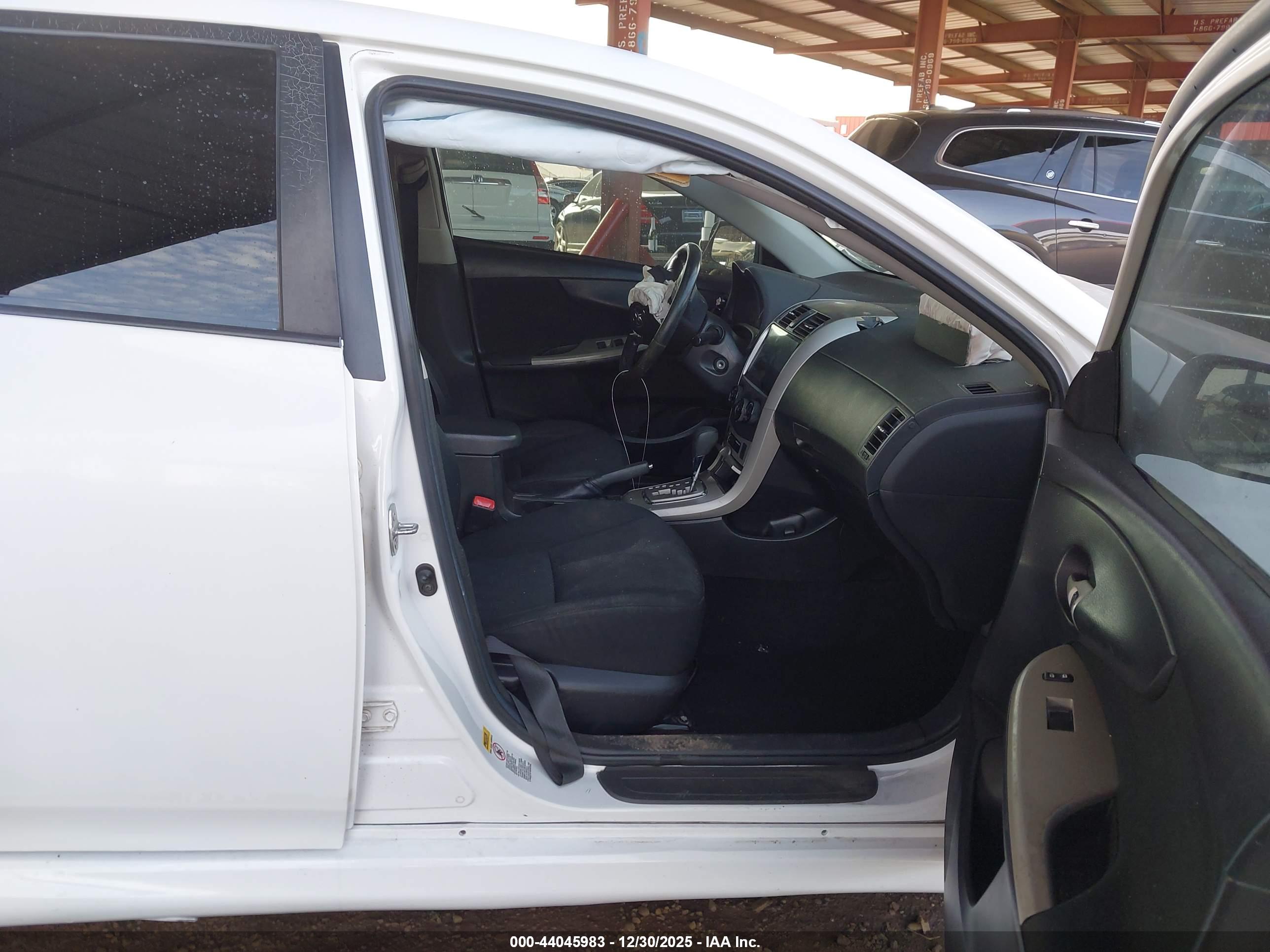 TOYOTA COROLLA image 5