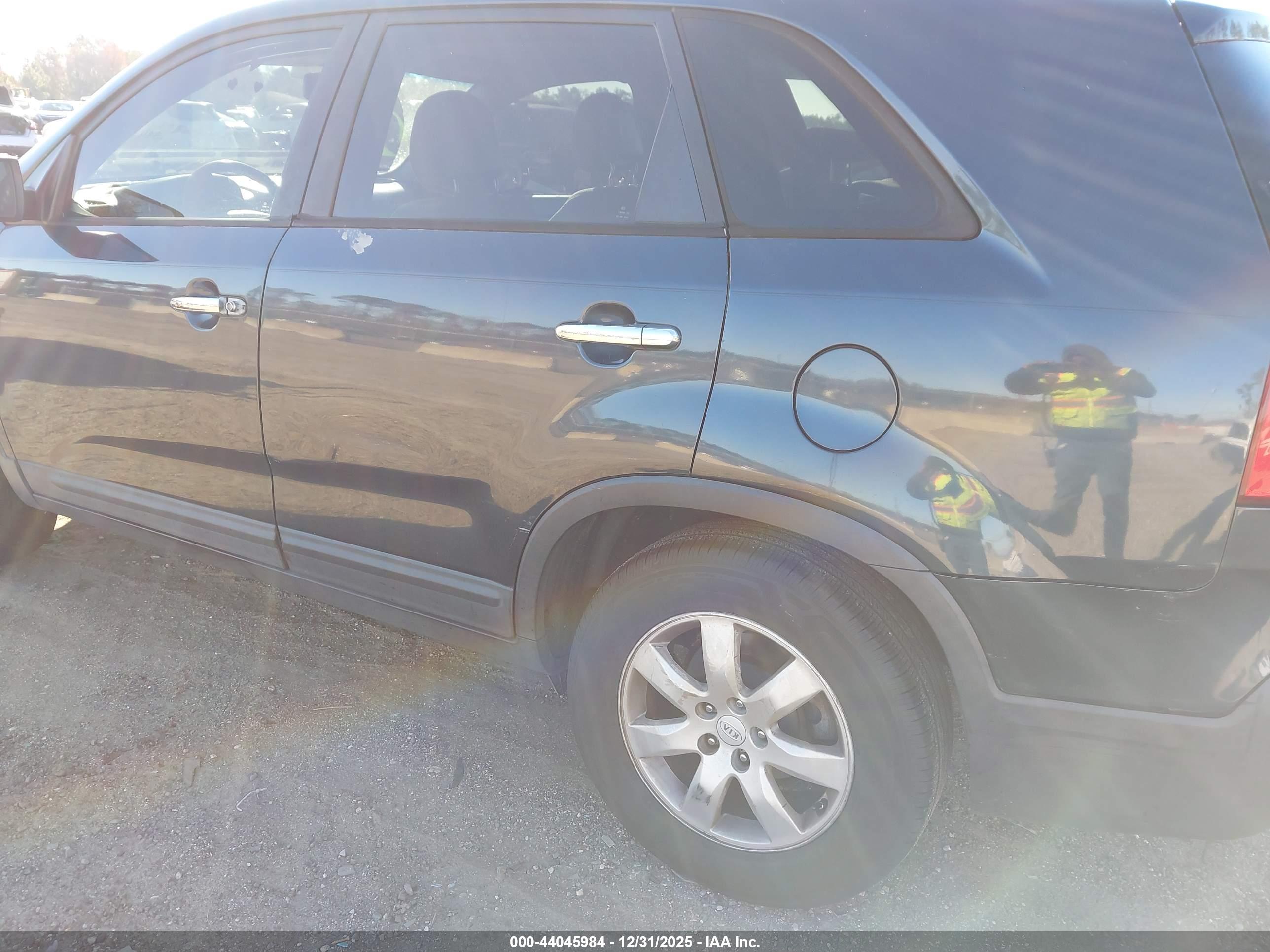 KIA SORENTO image 6