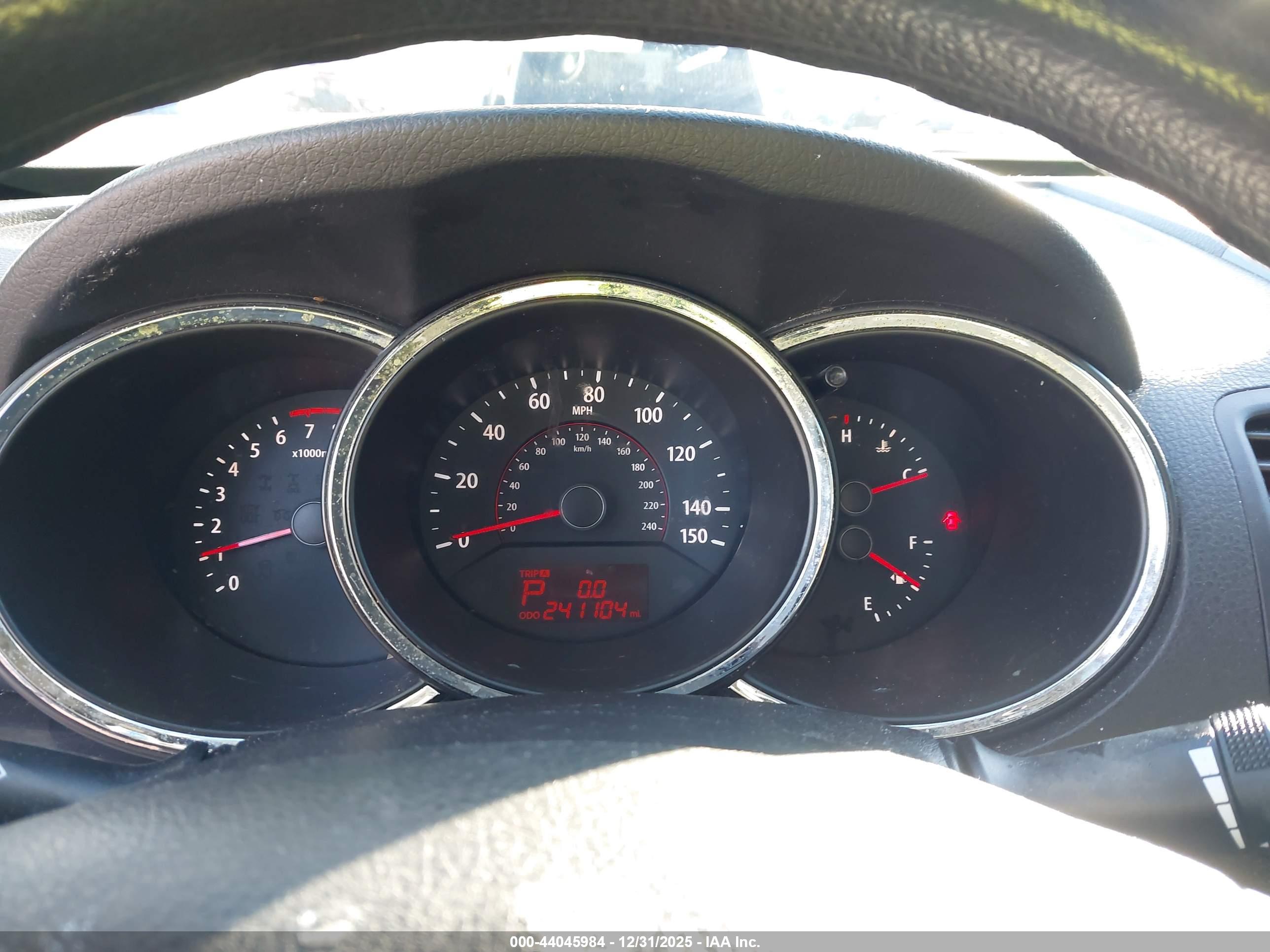 KIA SORENTO image 7