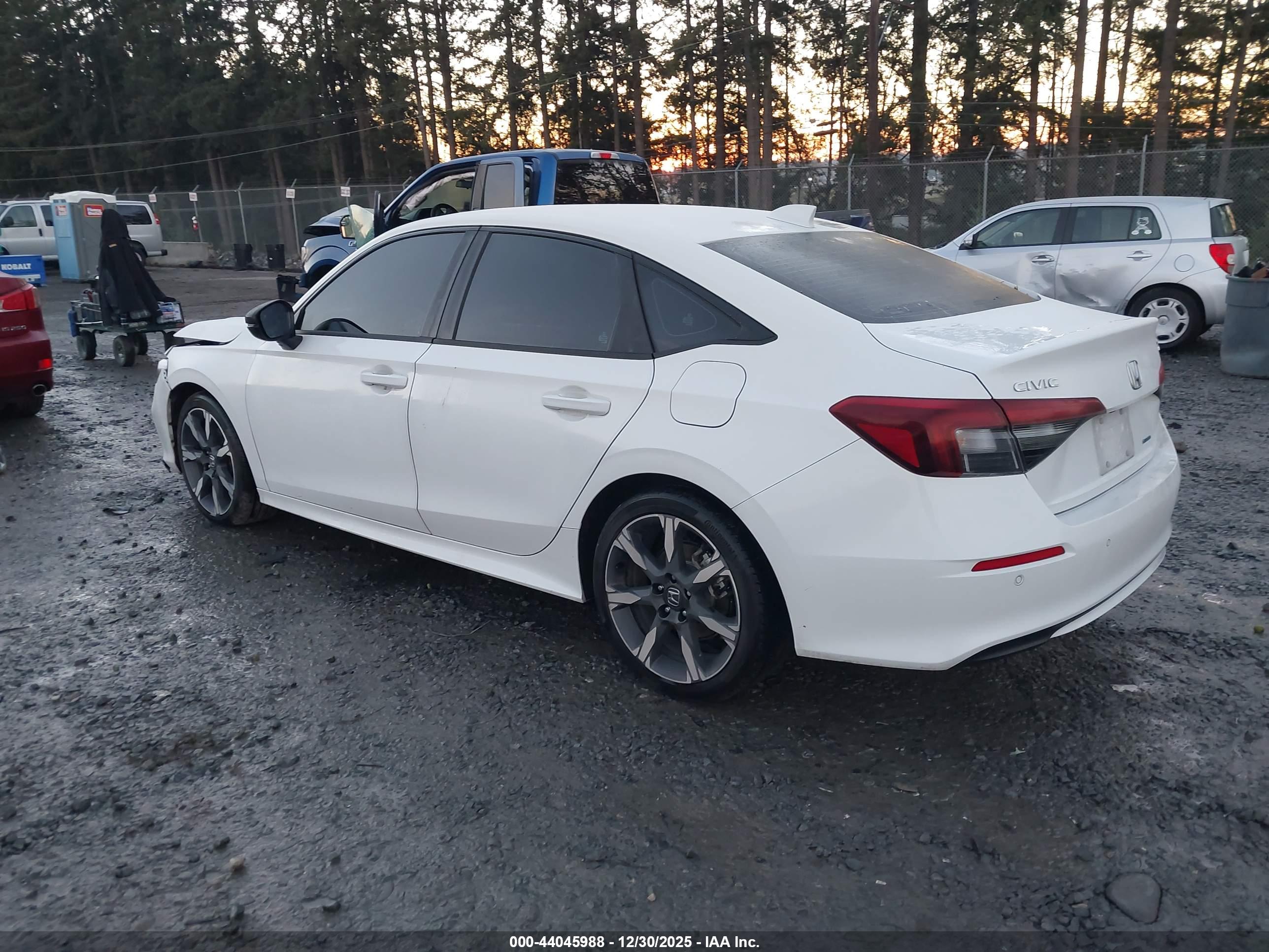 HONDA CIVIC image 3