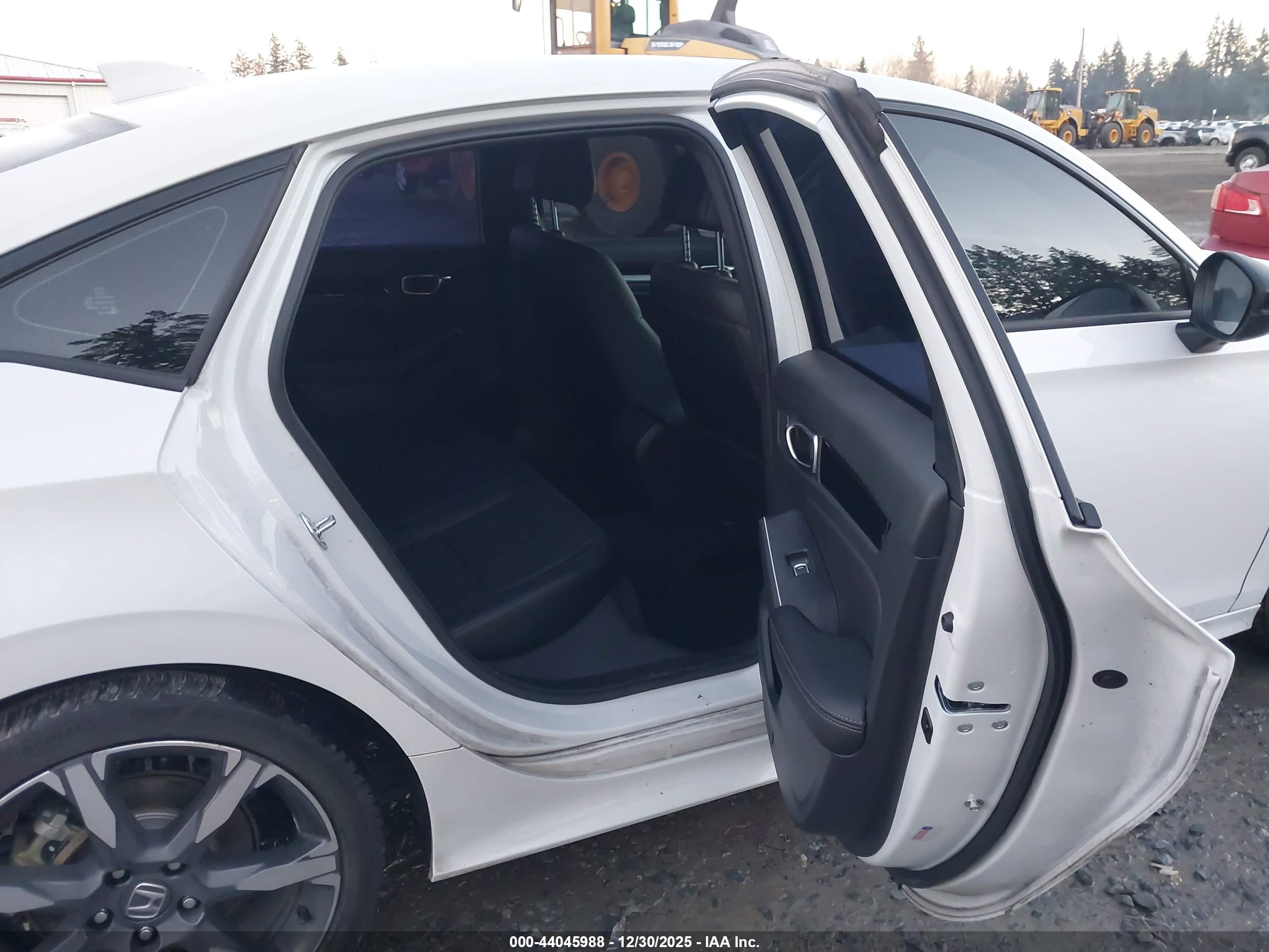 HONDA CIVIC image 8