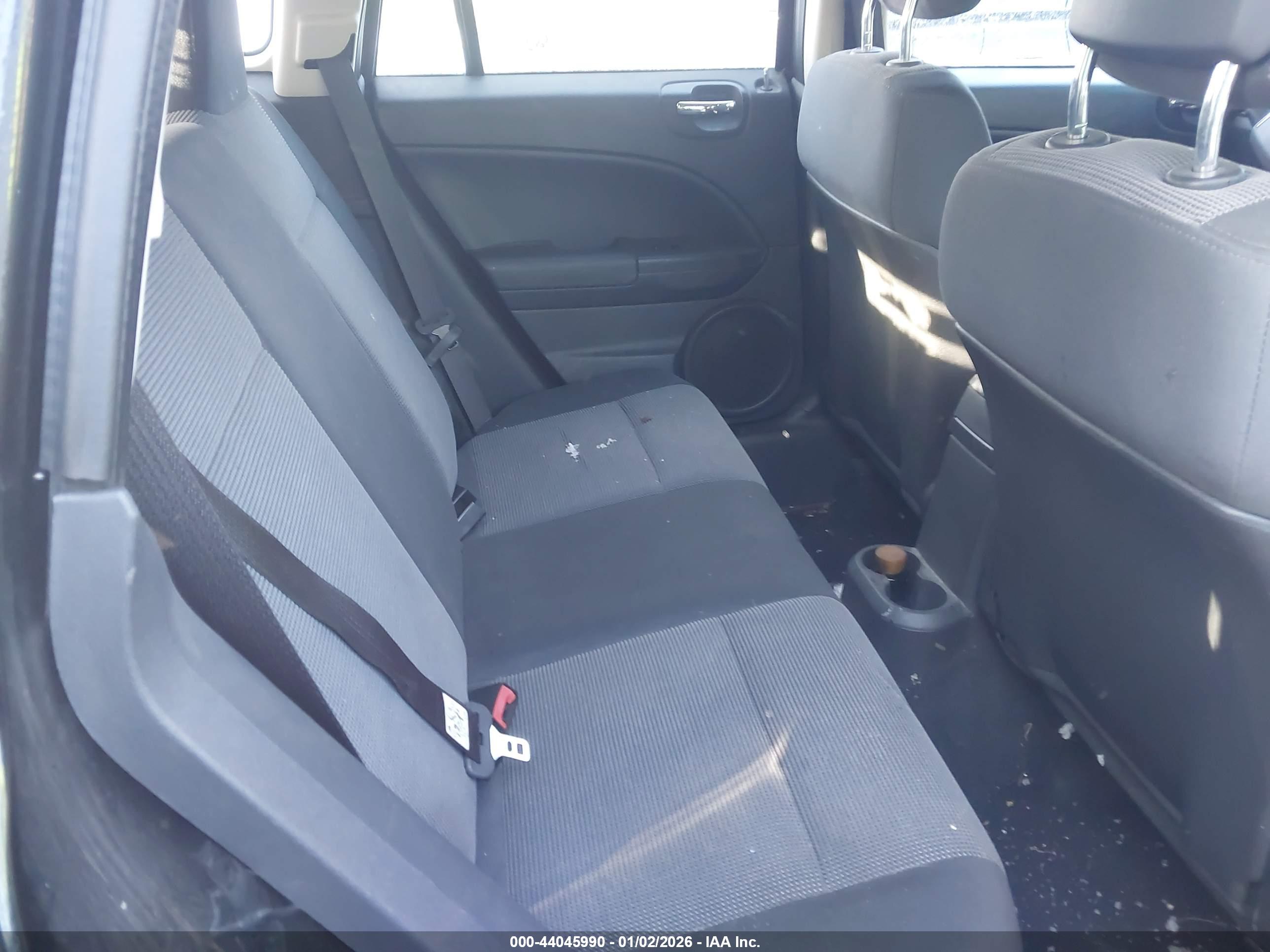 DODGE CALIBER image 8