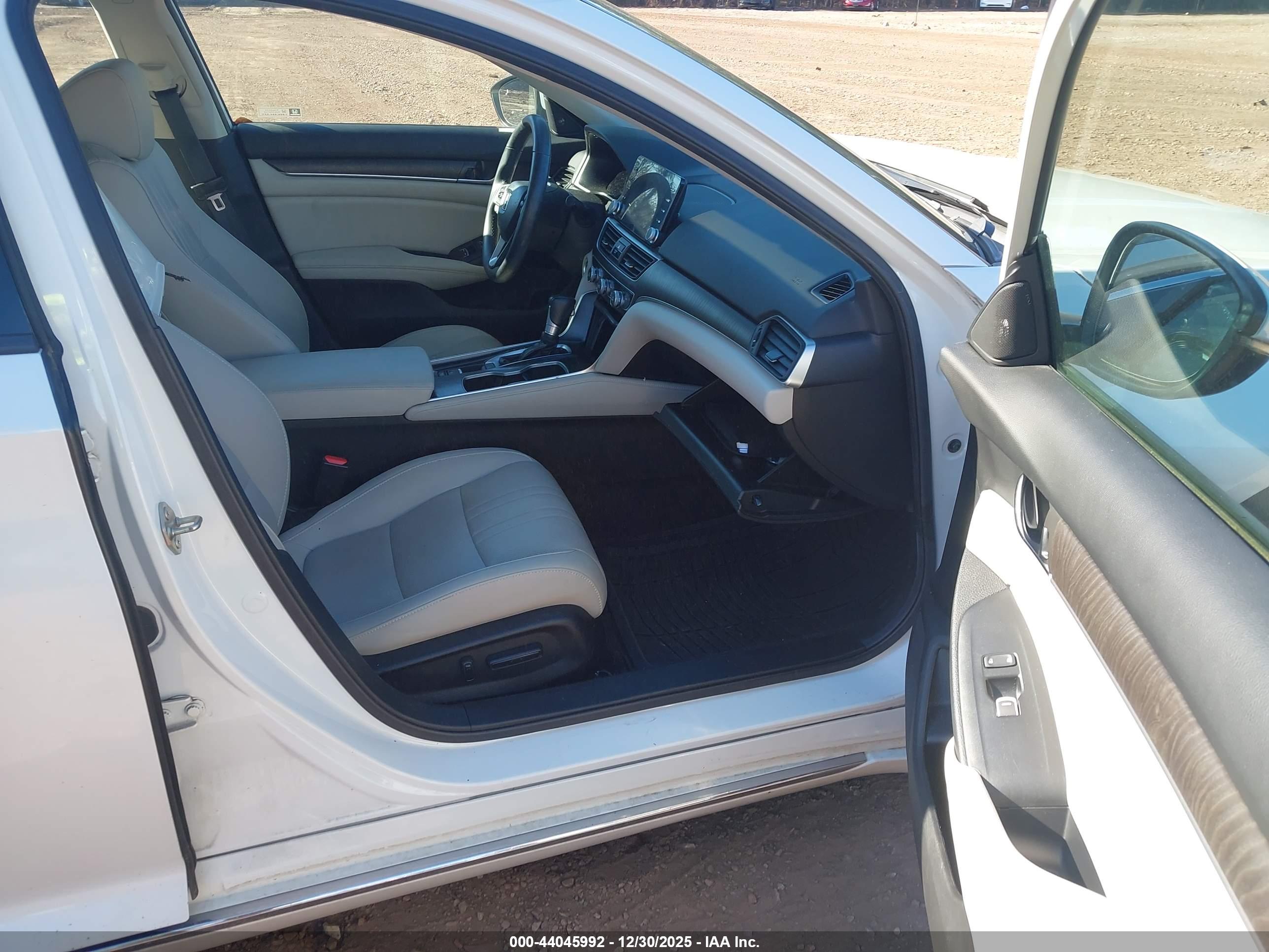 HONDA ACCORD image 5