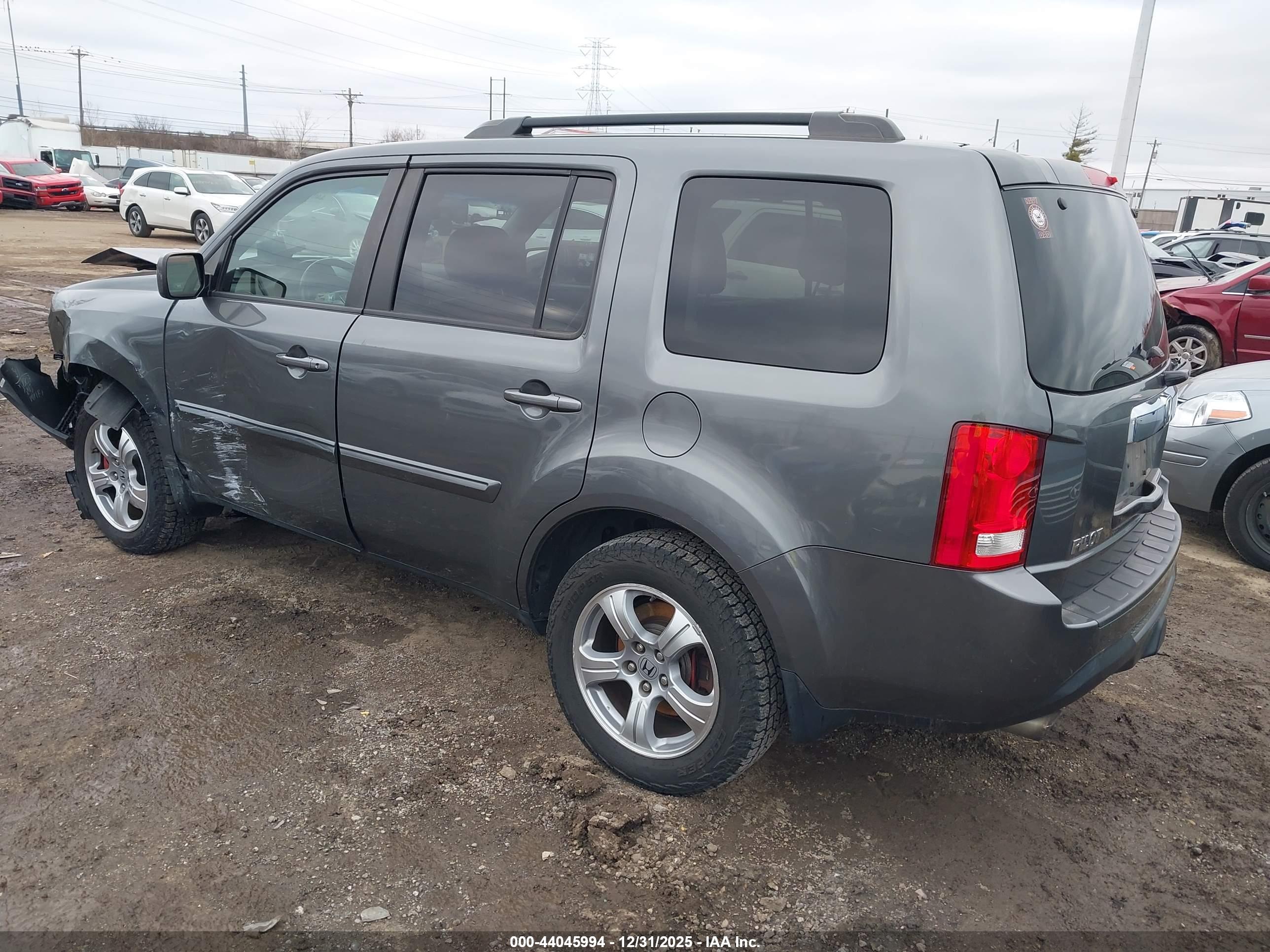 HONDA PILOT image 3