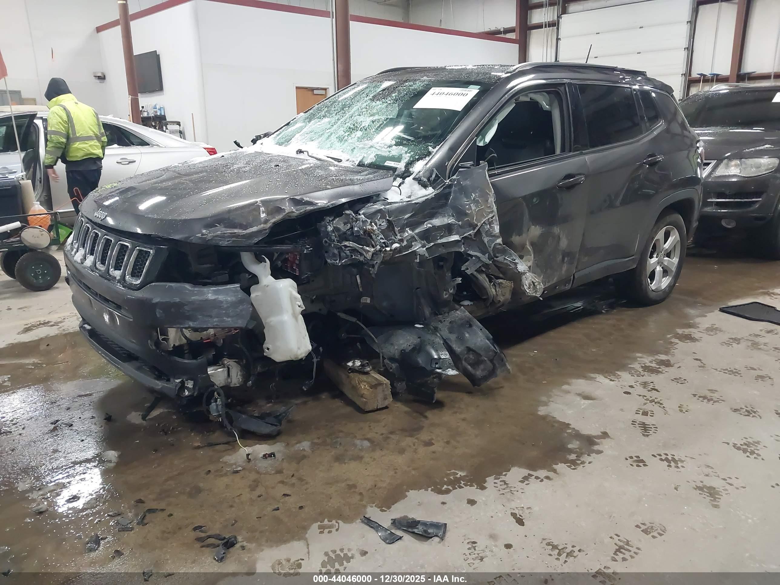 JEEP COMPASS image 2