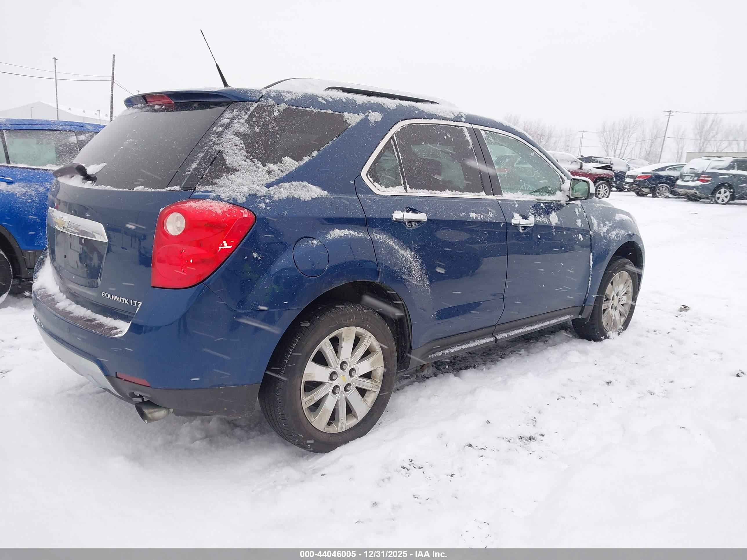CHEVROLET EQUINOX image 4