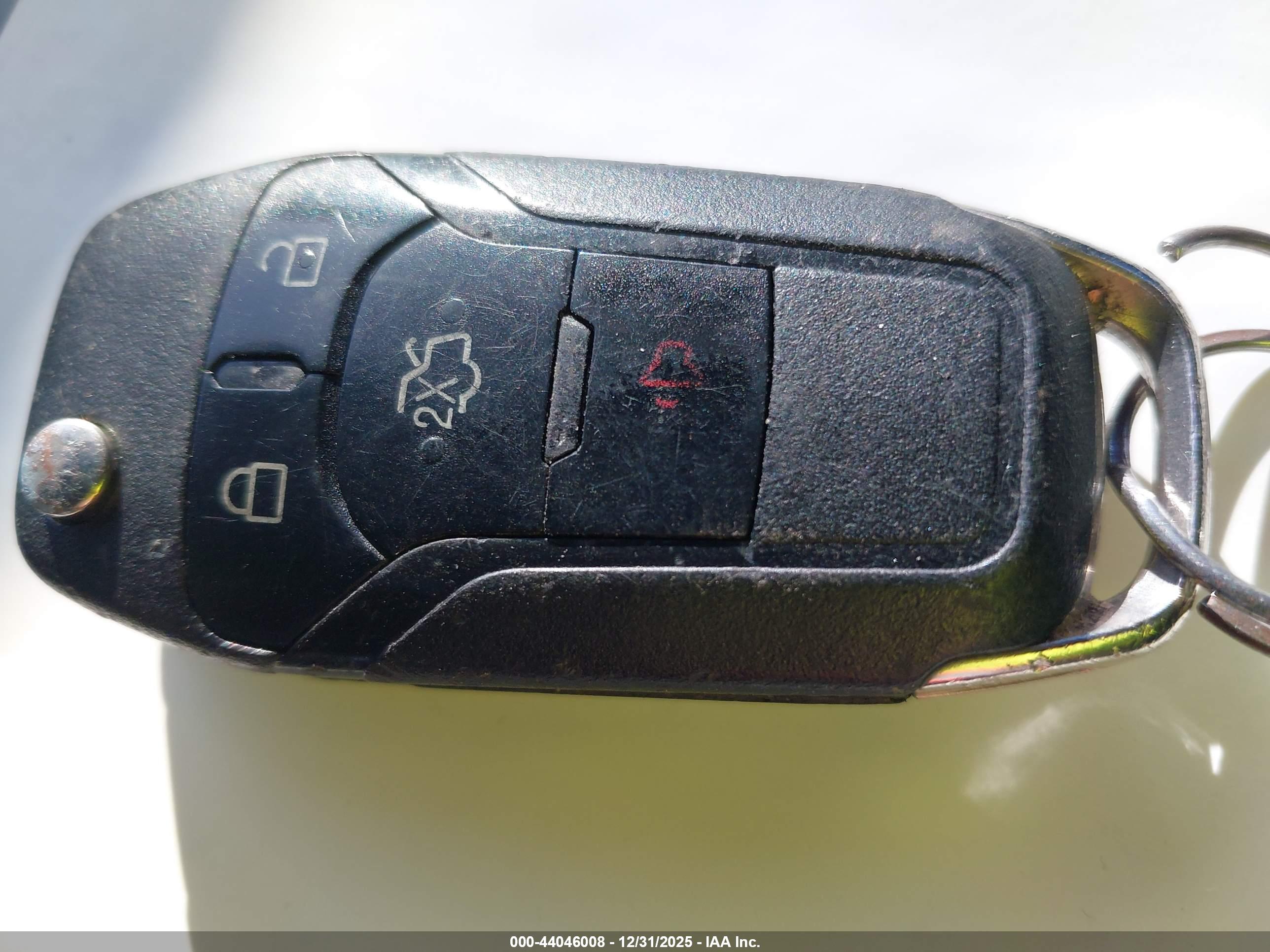 FORD FUSION image 11