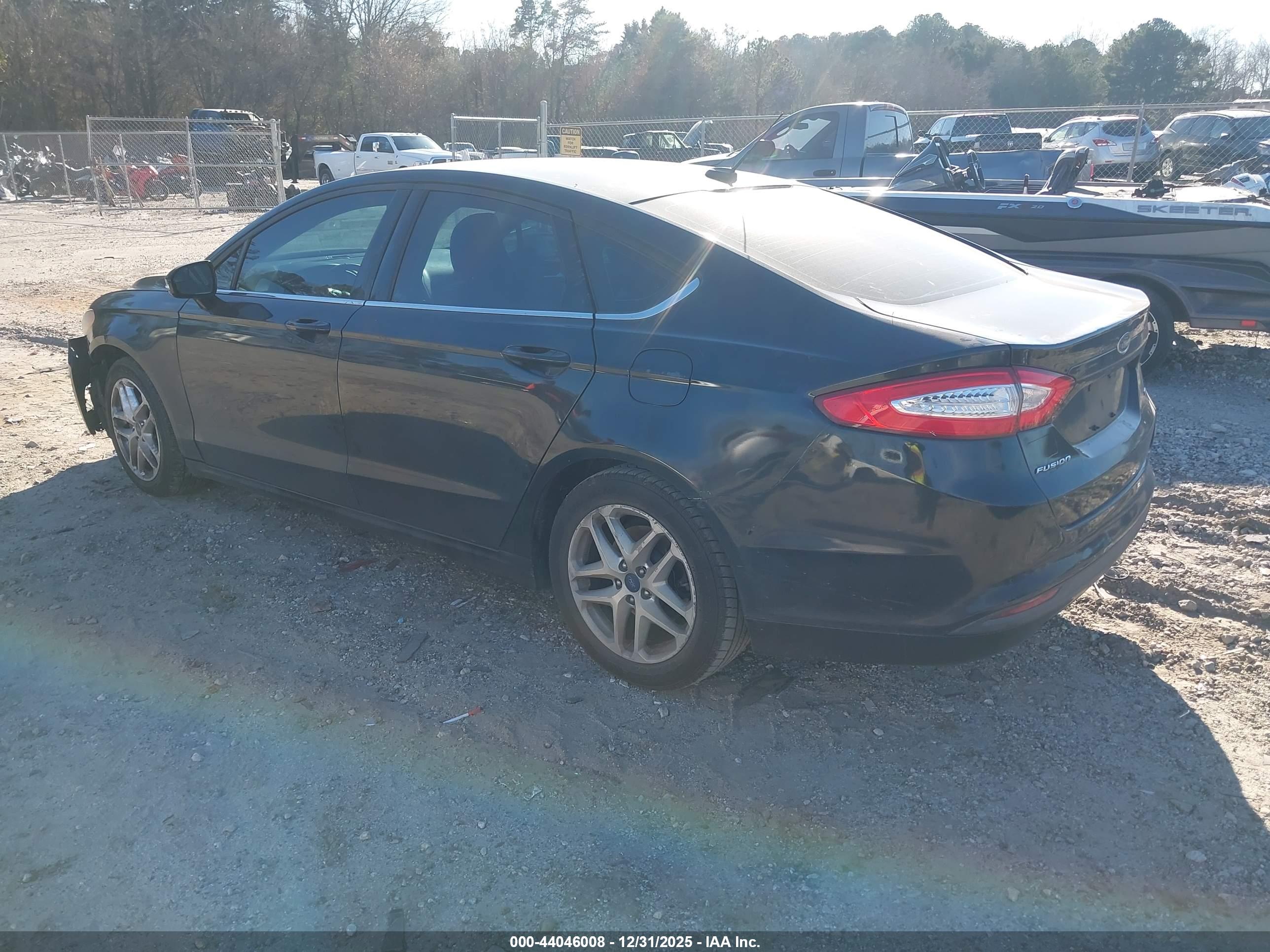 FORD FUSION image 3
