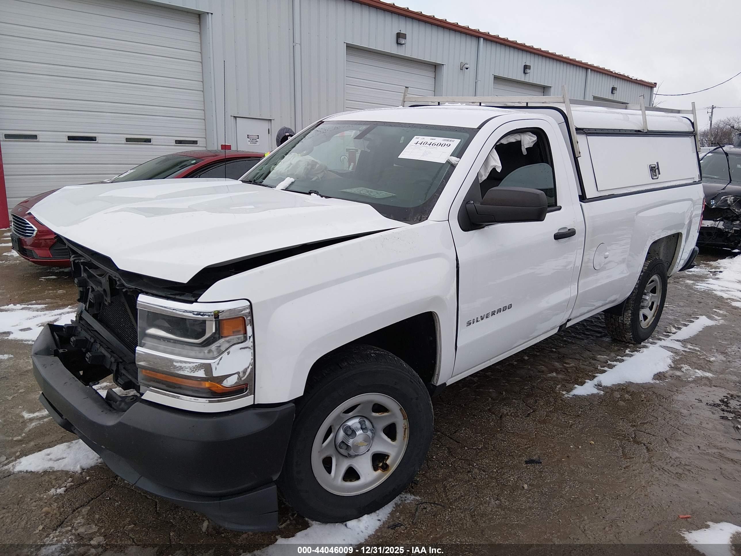 CHEVROLET SILVERADO image 2