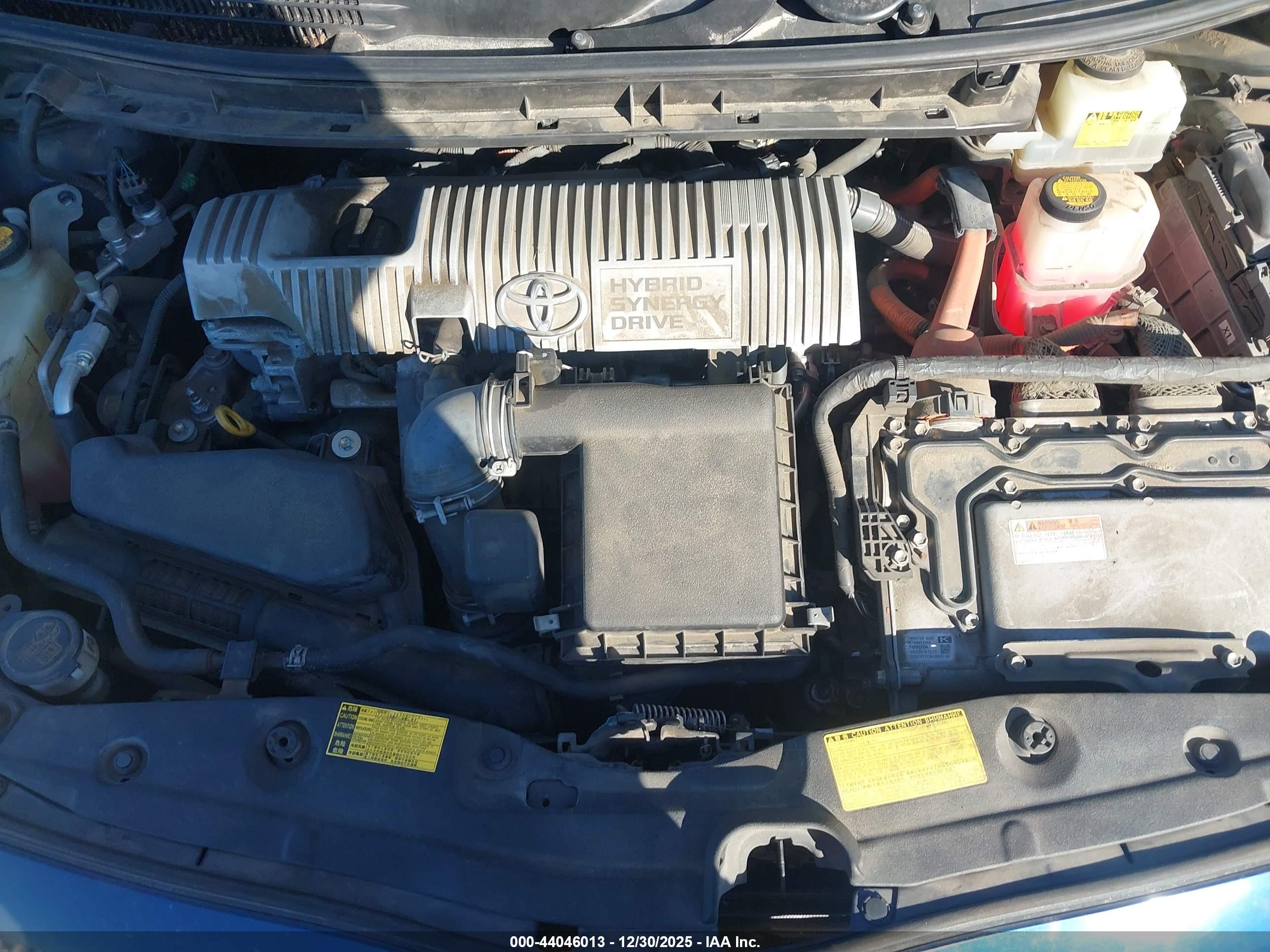TOYOTA PRIUS image 10