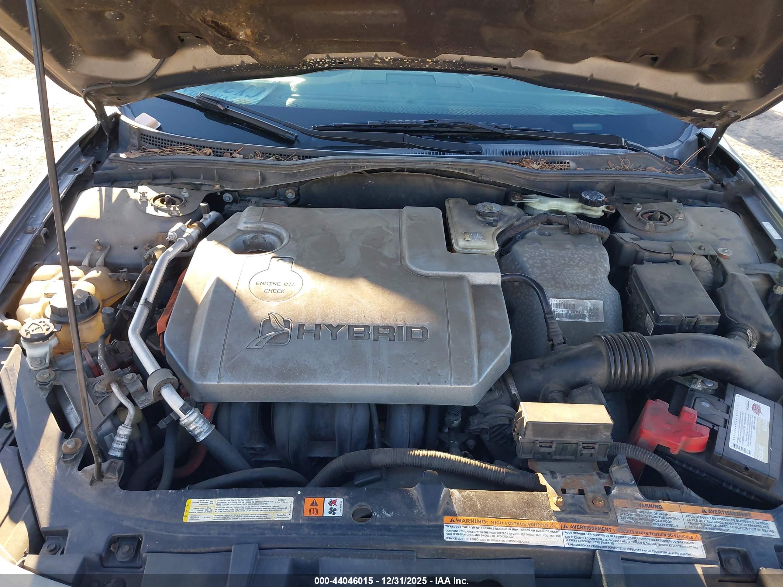 FORD FUSION image 10
