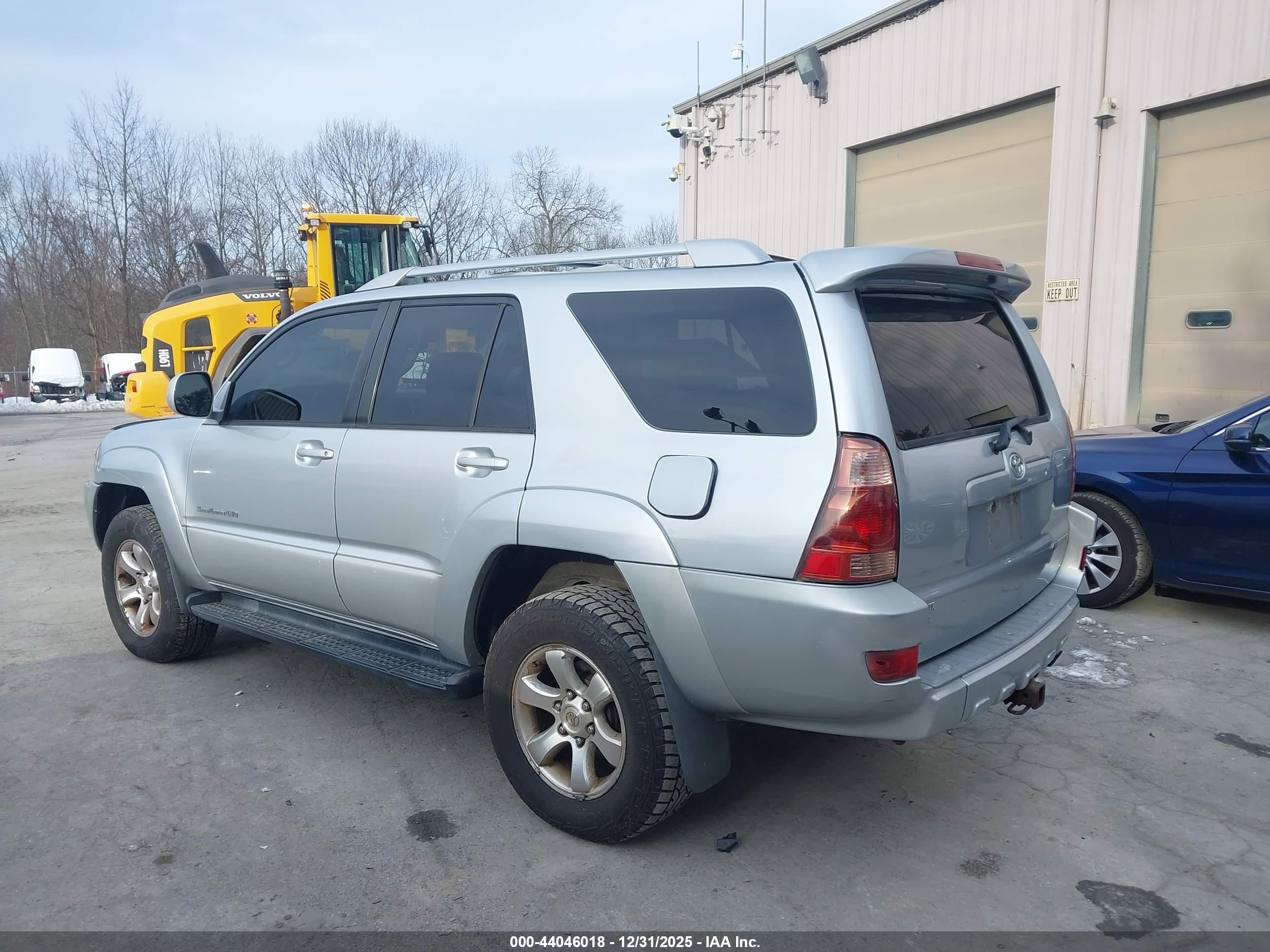 TOYOTA 4RUNNER image 3