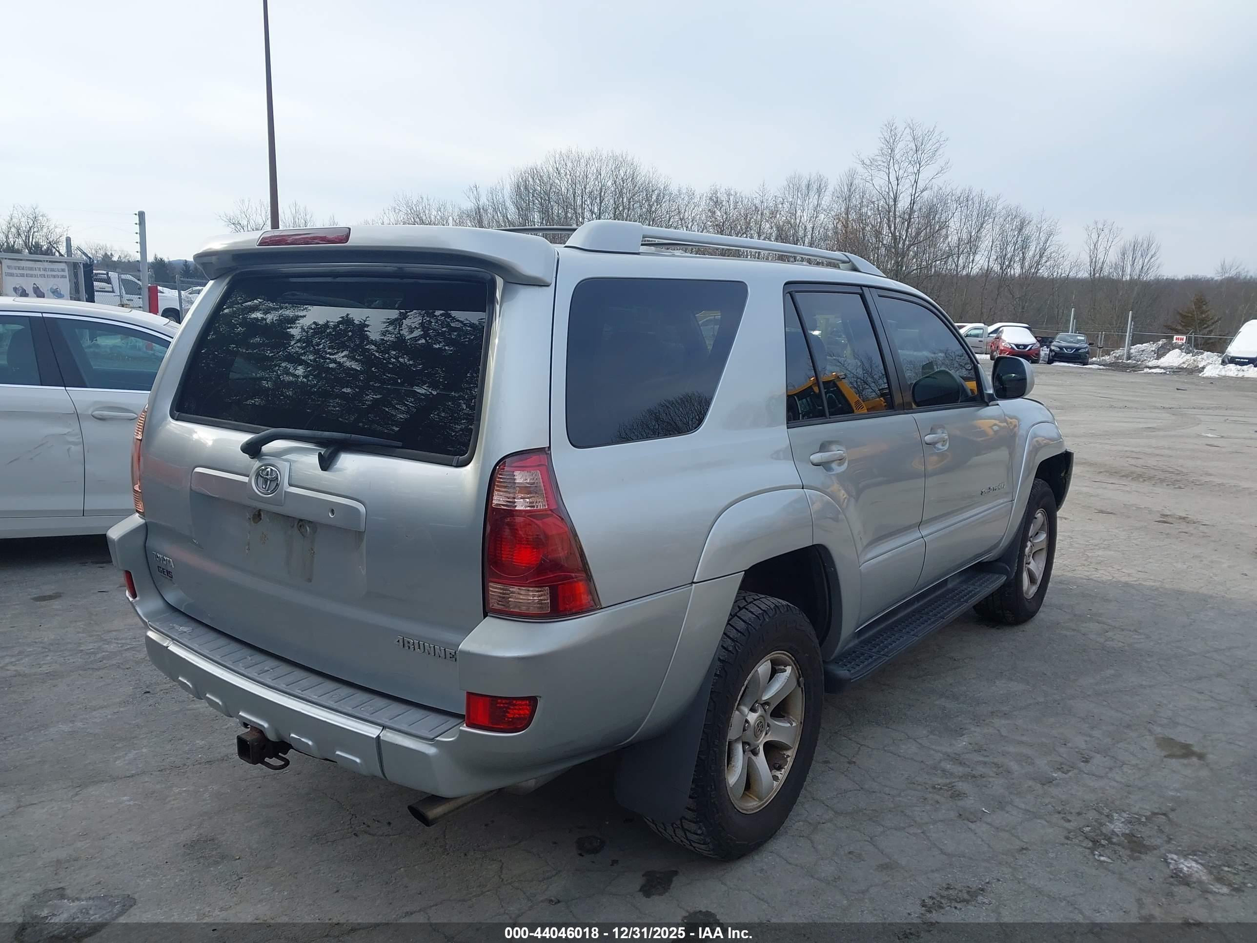 TOYOTA 4RUNNER image 4