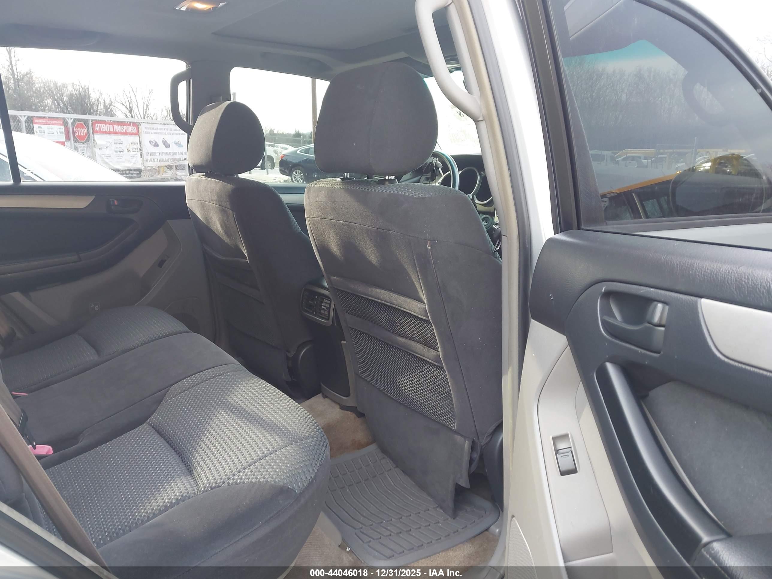 TOYOTA 4RUNNER image 8