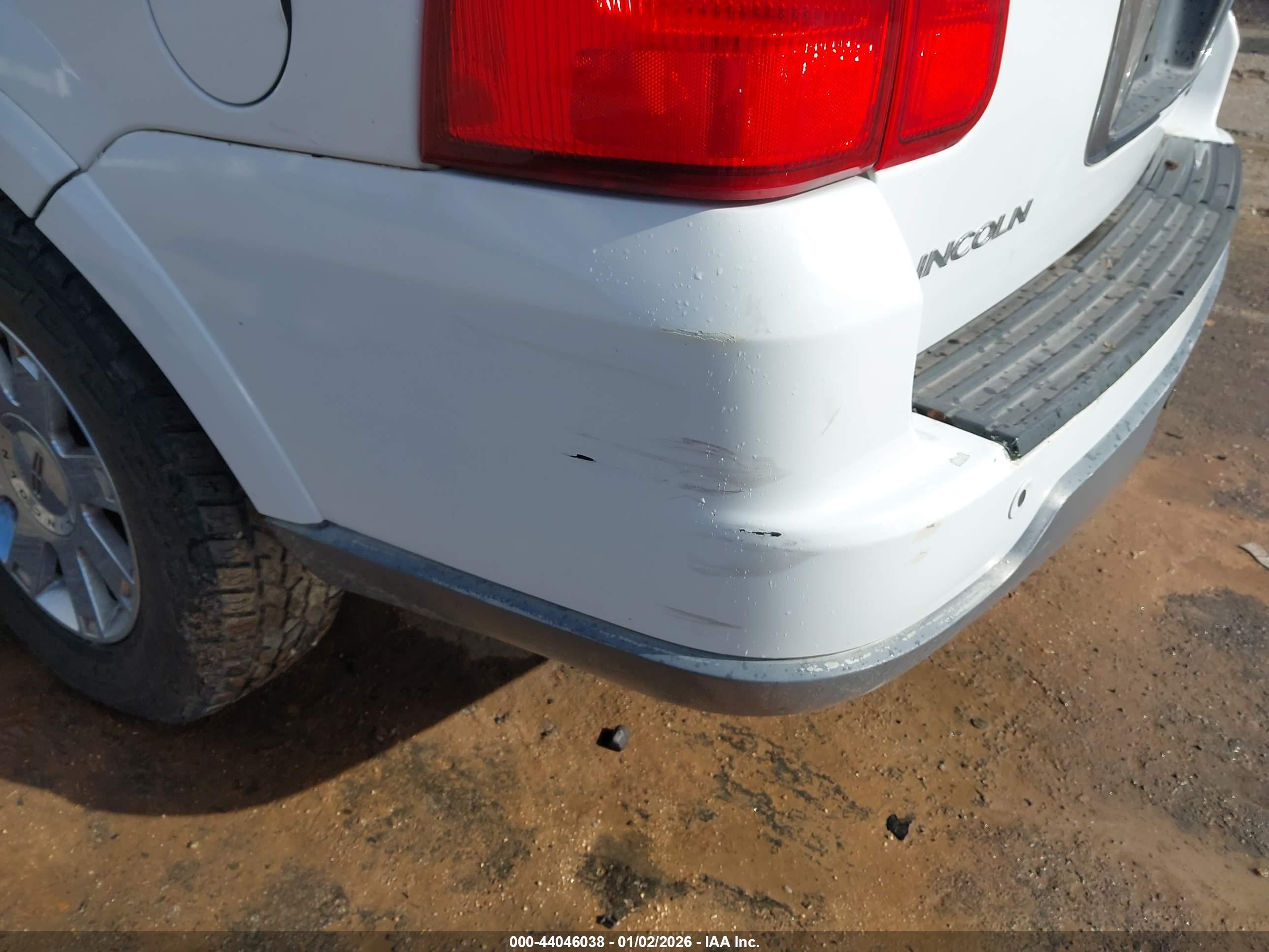 LINCOLN NAVIGATOR image 6
