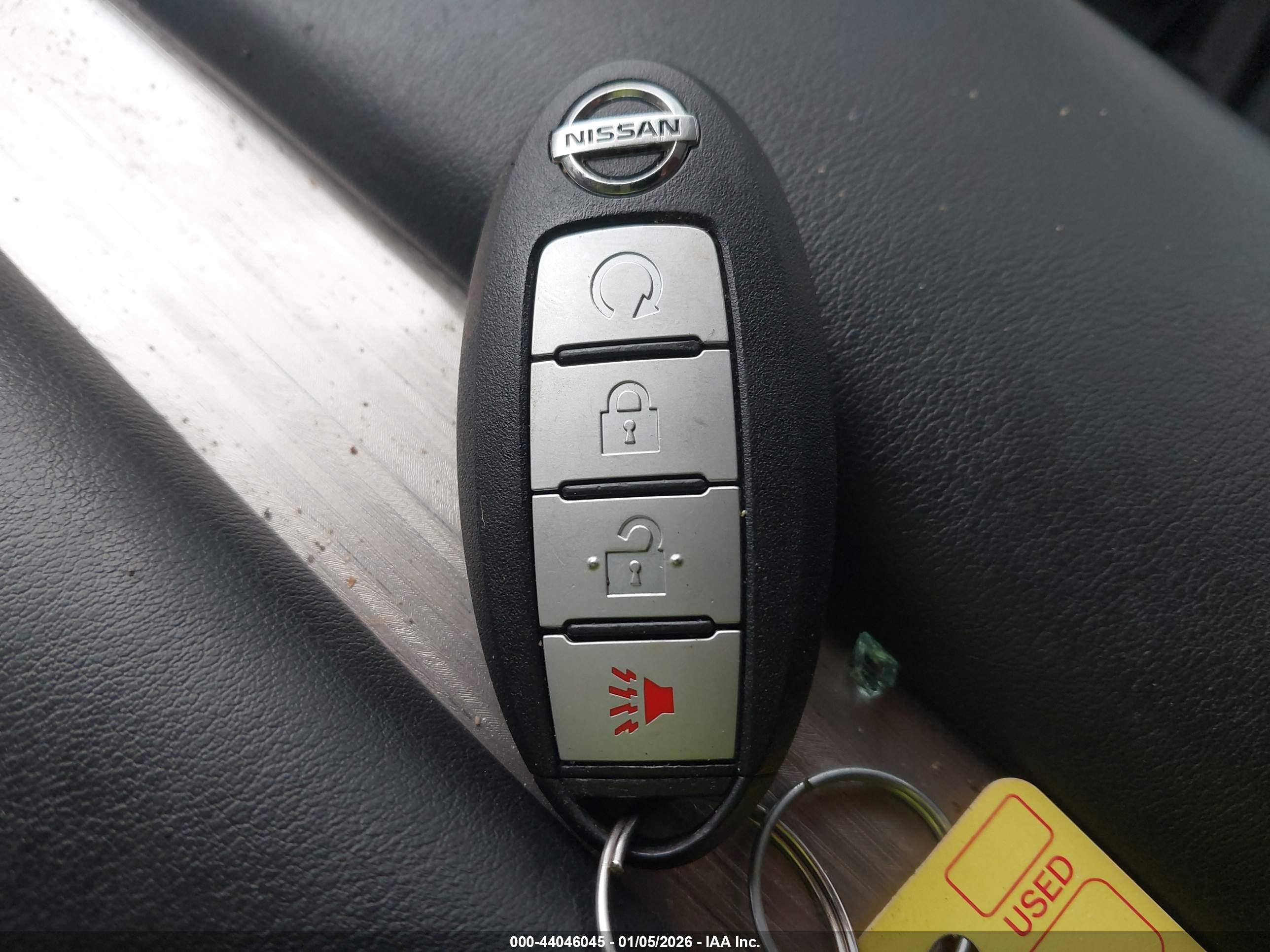 NISSAN MURANO image 11