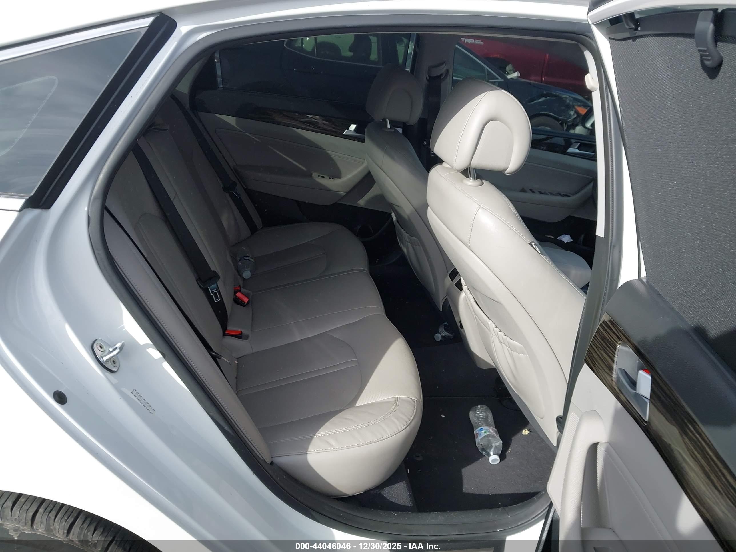 HYUNDAI SONATA image 8