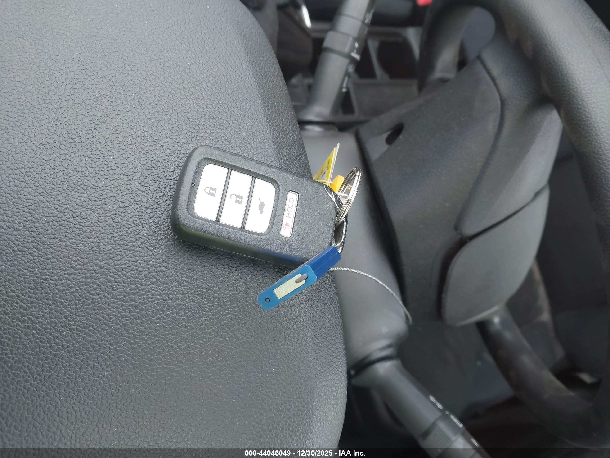 HONDA CR-V image 11