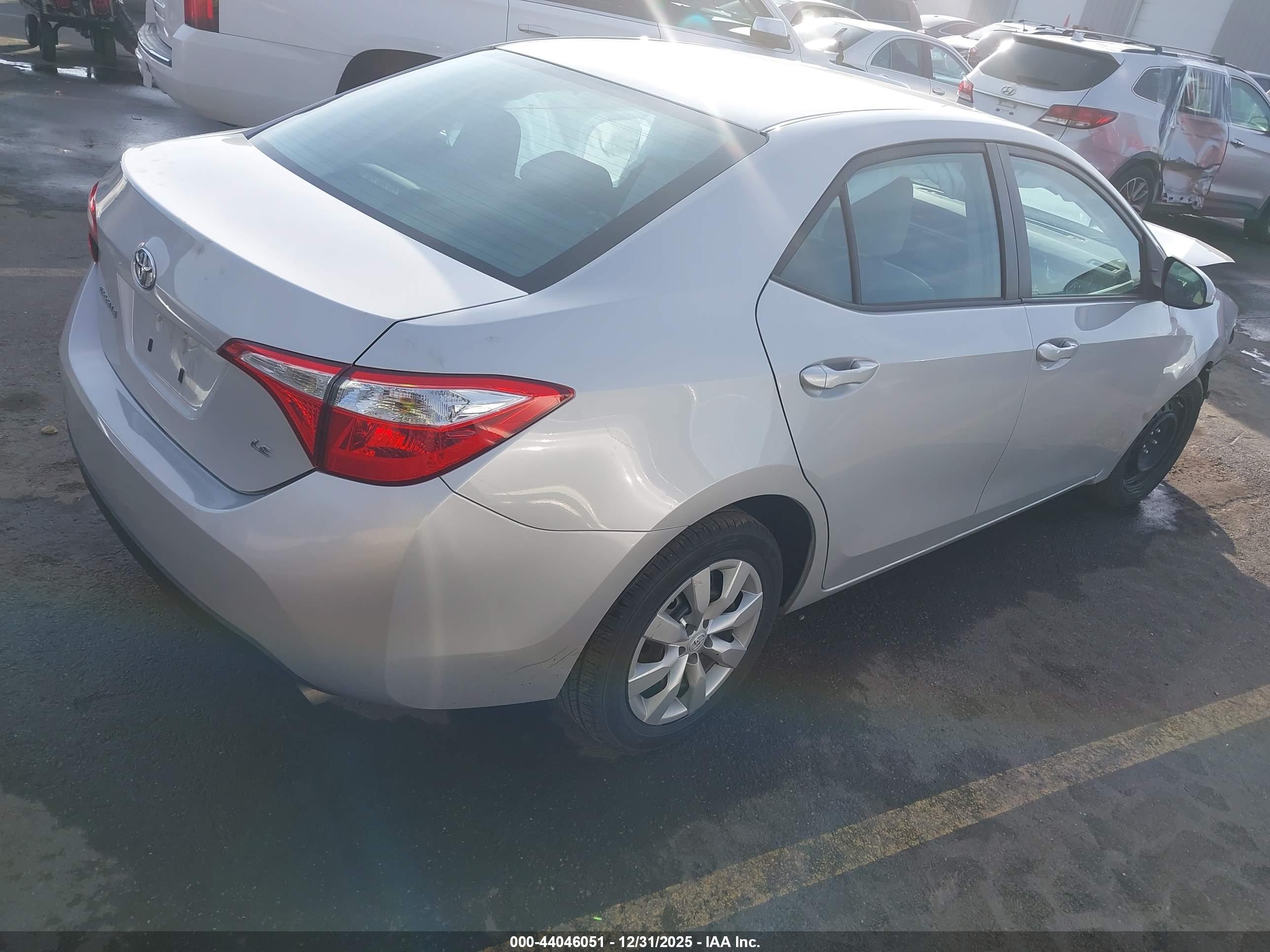 TOYOTA COROLLA image 4