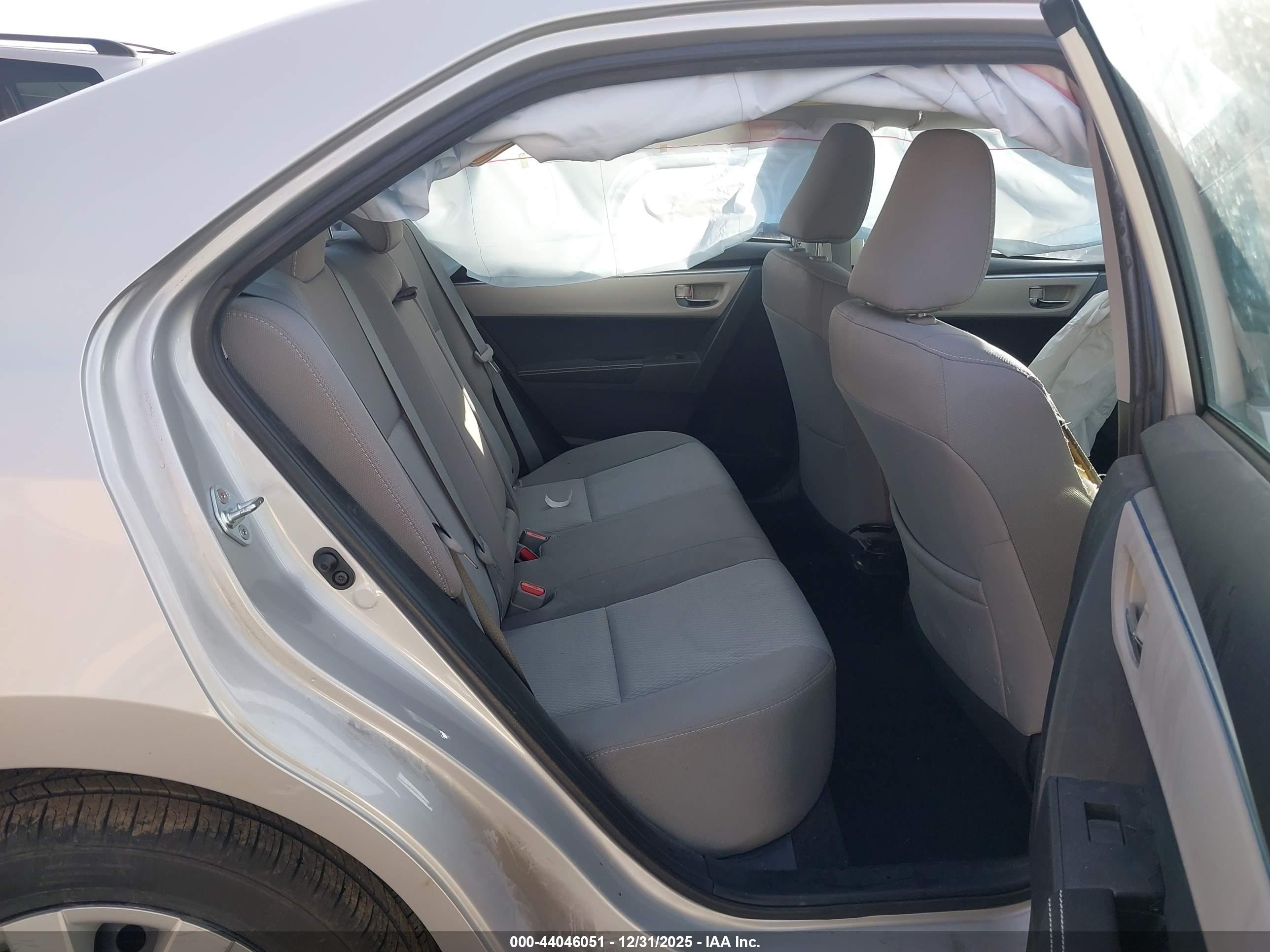 TOYOTA COROLLA image 8