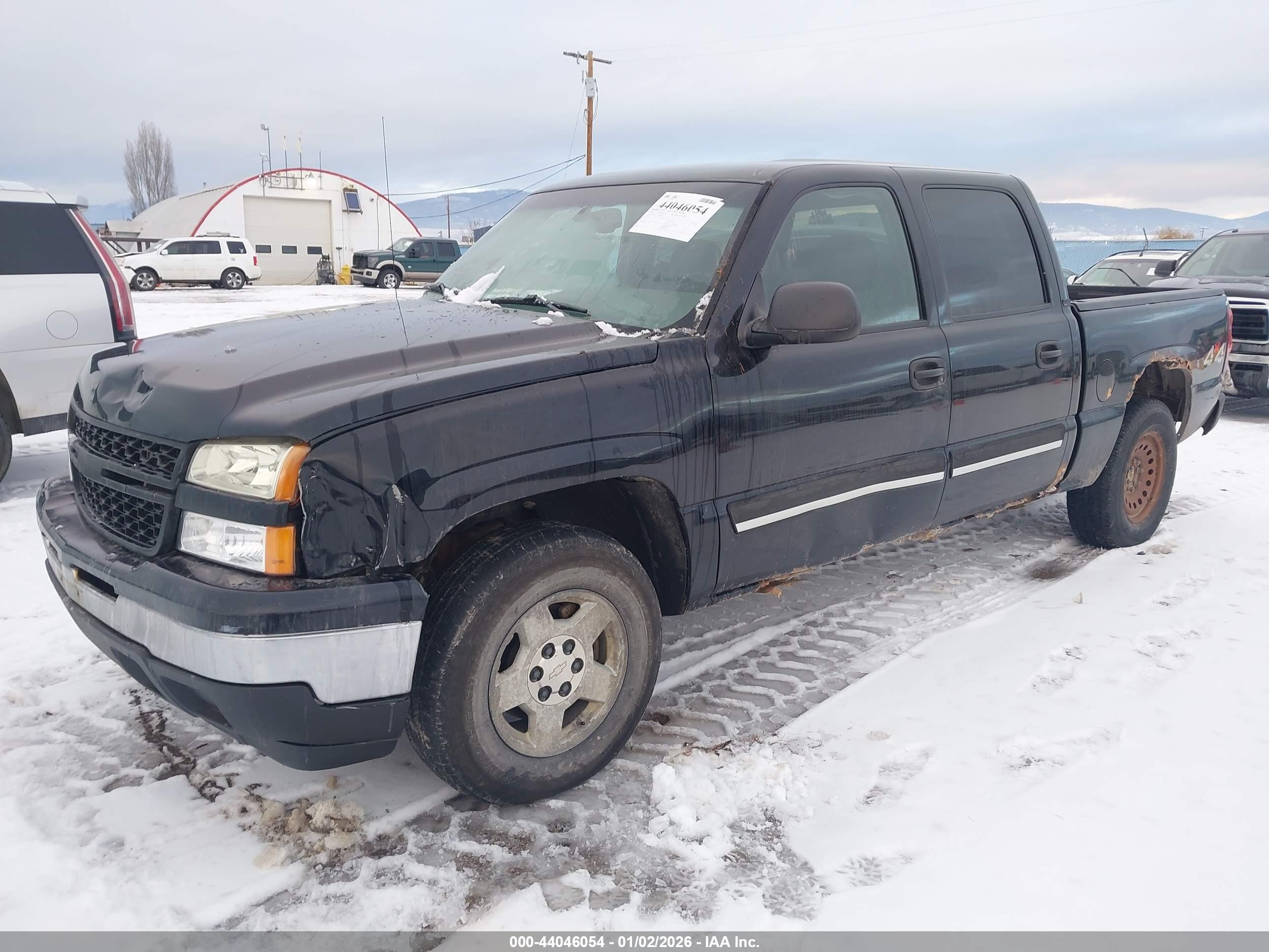 CHEVROLET SILVERADO image 2