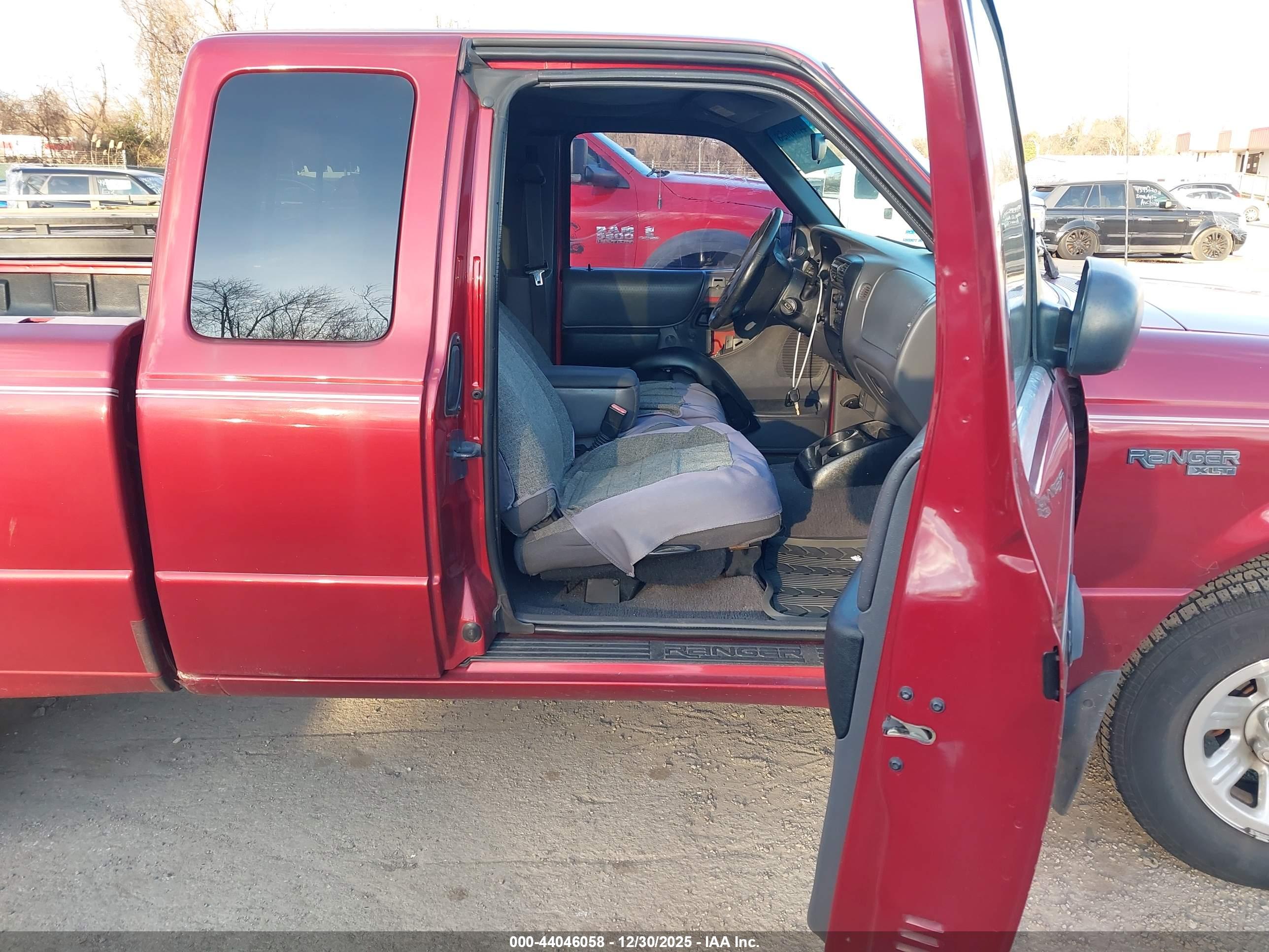 FORD RANGER image 5