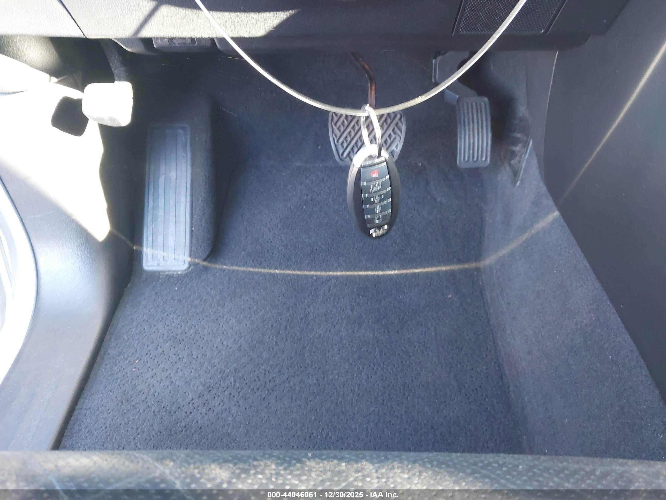 INFINITI QX80 image 11