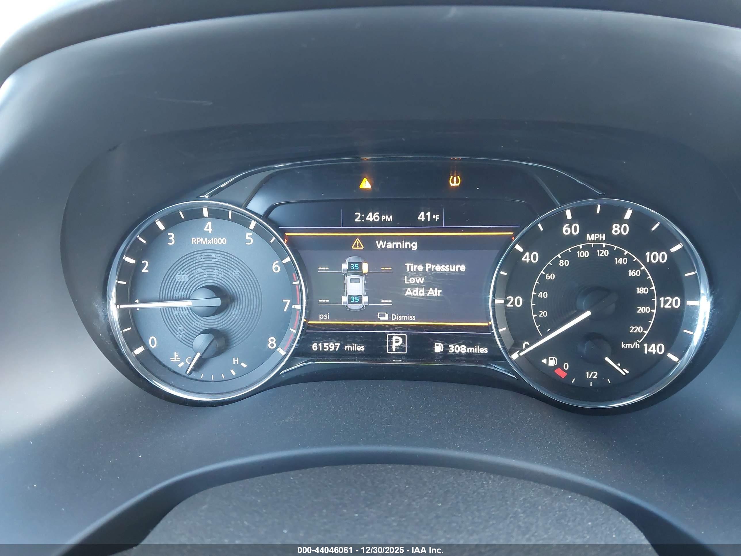 INFINITI QX80 image 7