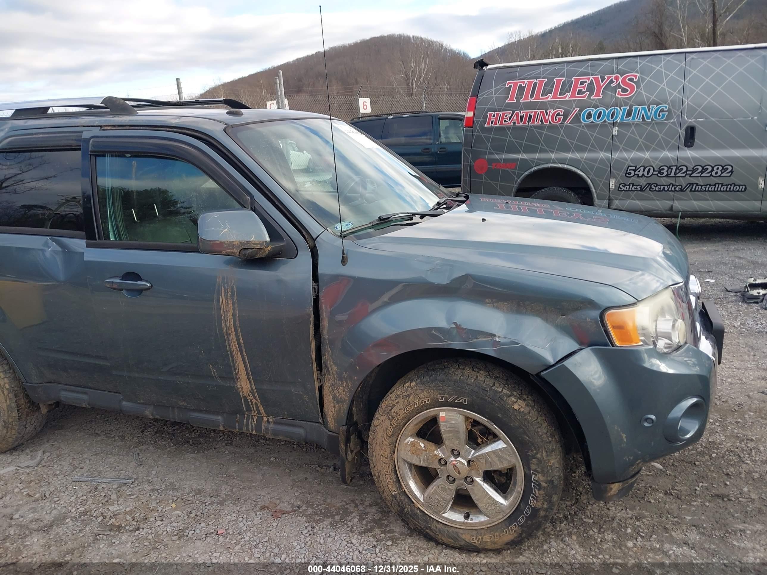 FORD ESCAPE image 6