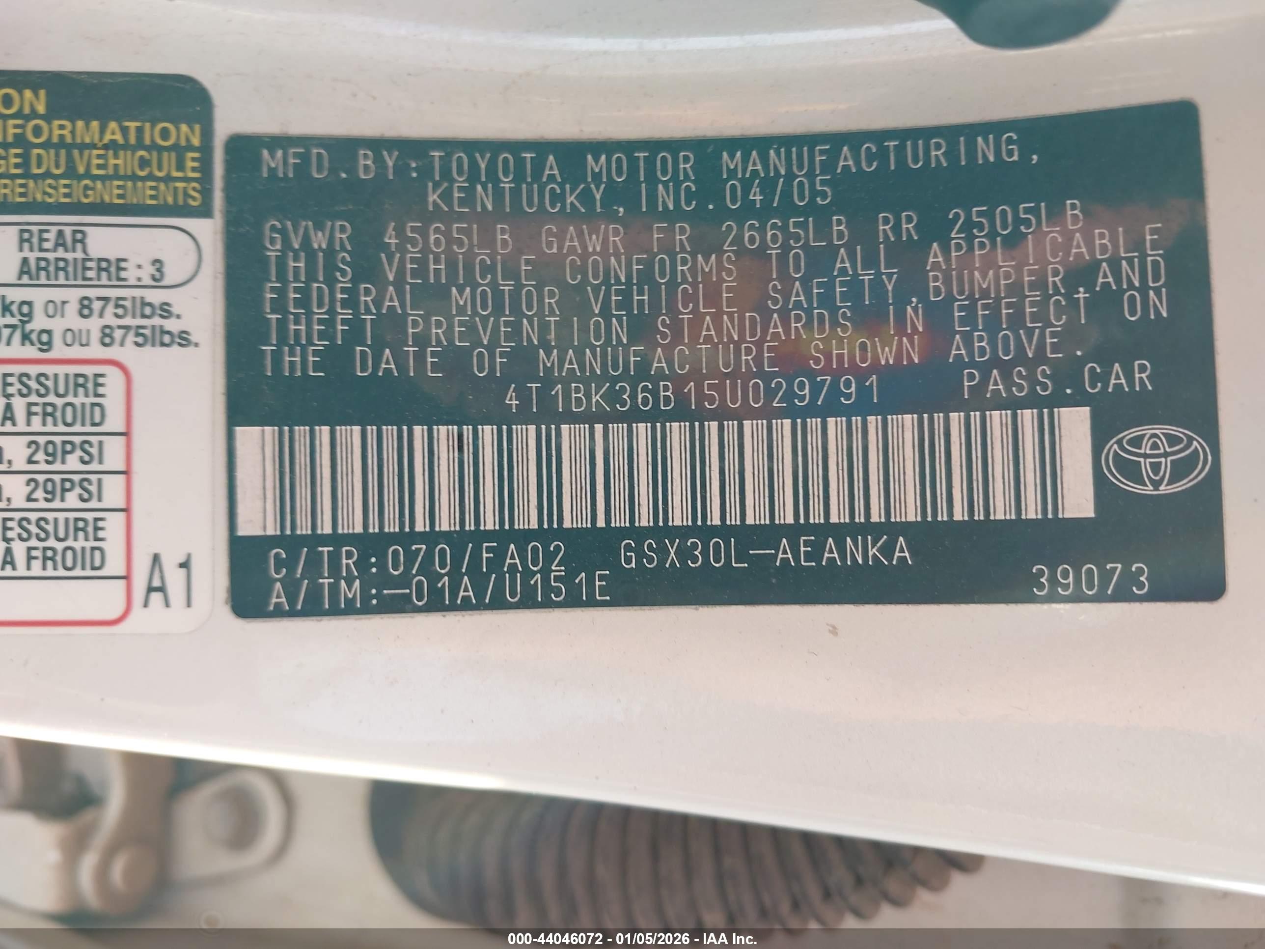 TOYOTA AVALON image 9