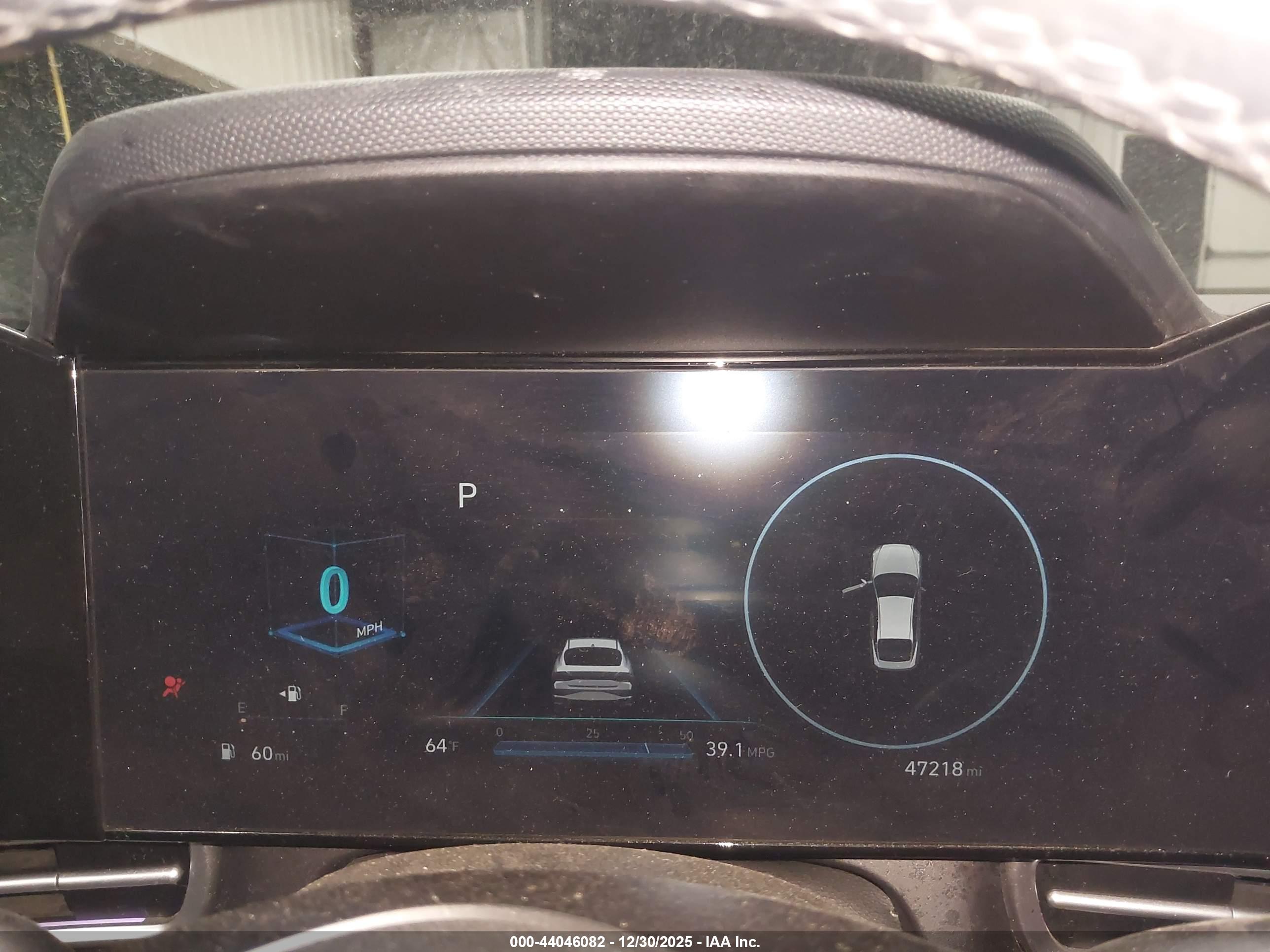 HYUNDAI ELANTRA image 7