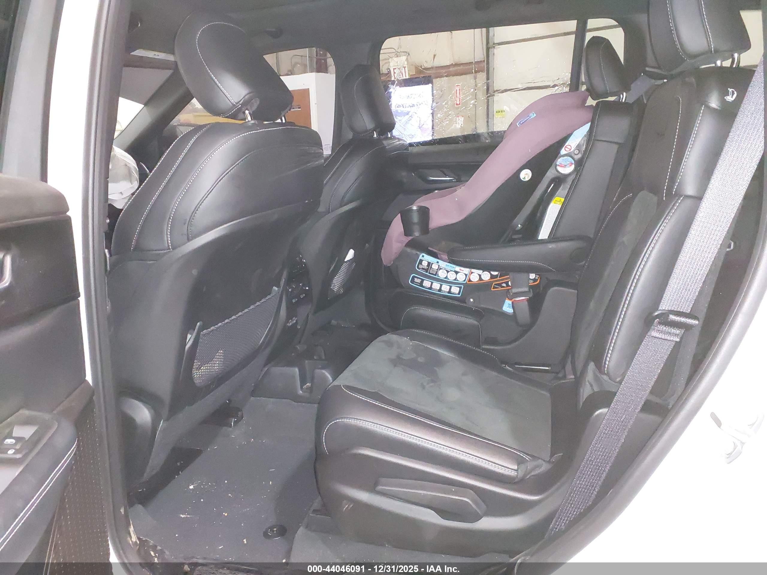 JEEP GRAND image 8